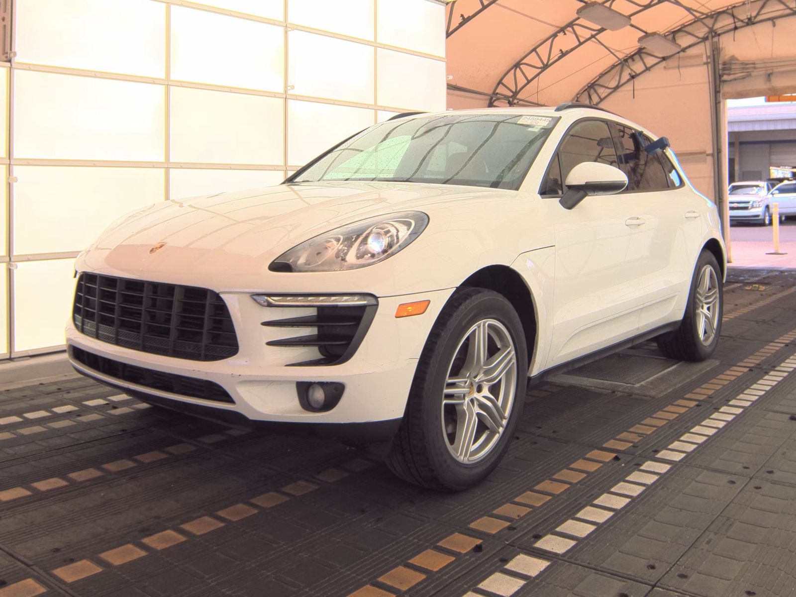 2018 Porsche Macan Base AWD