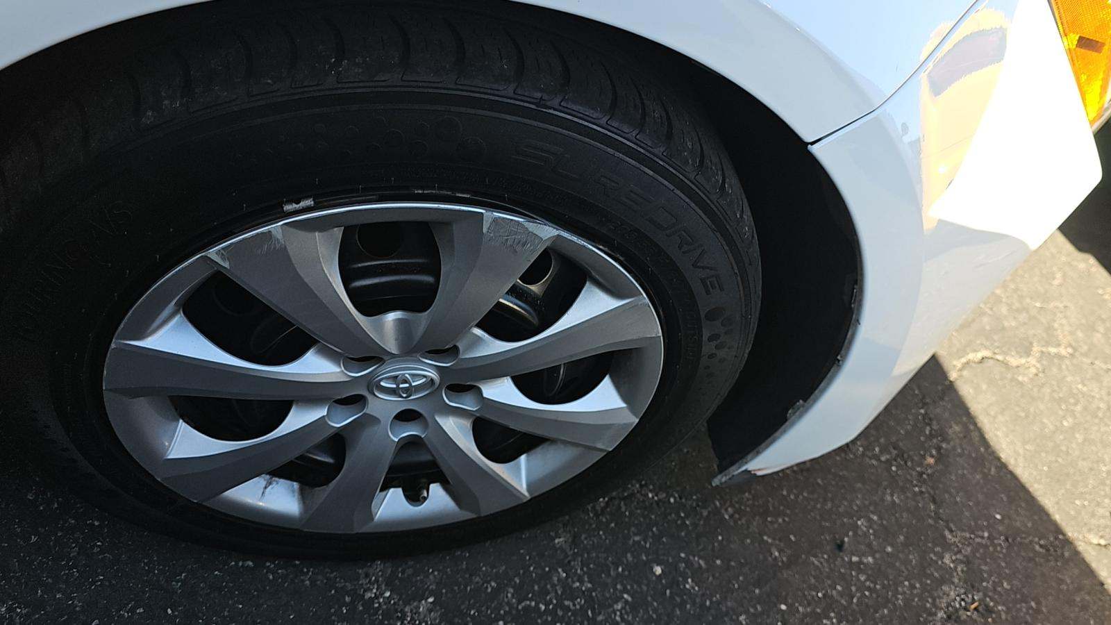 2023 Toyota Corolla LE FWD