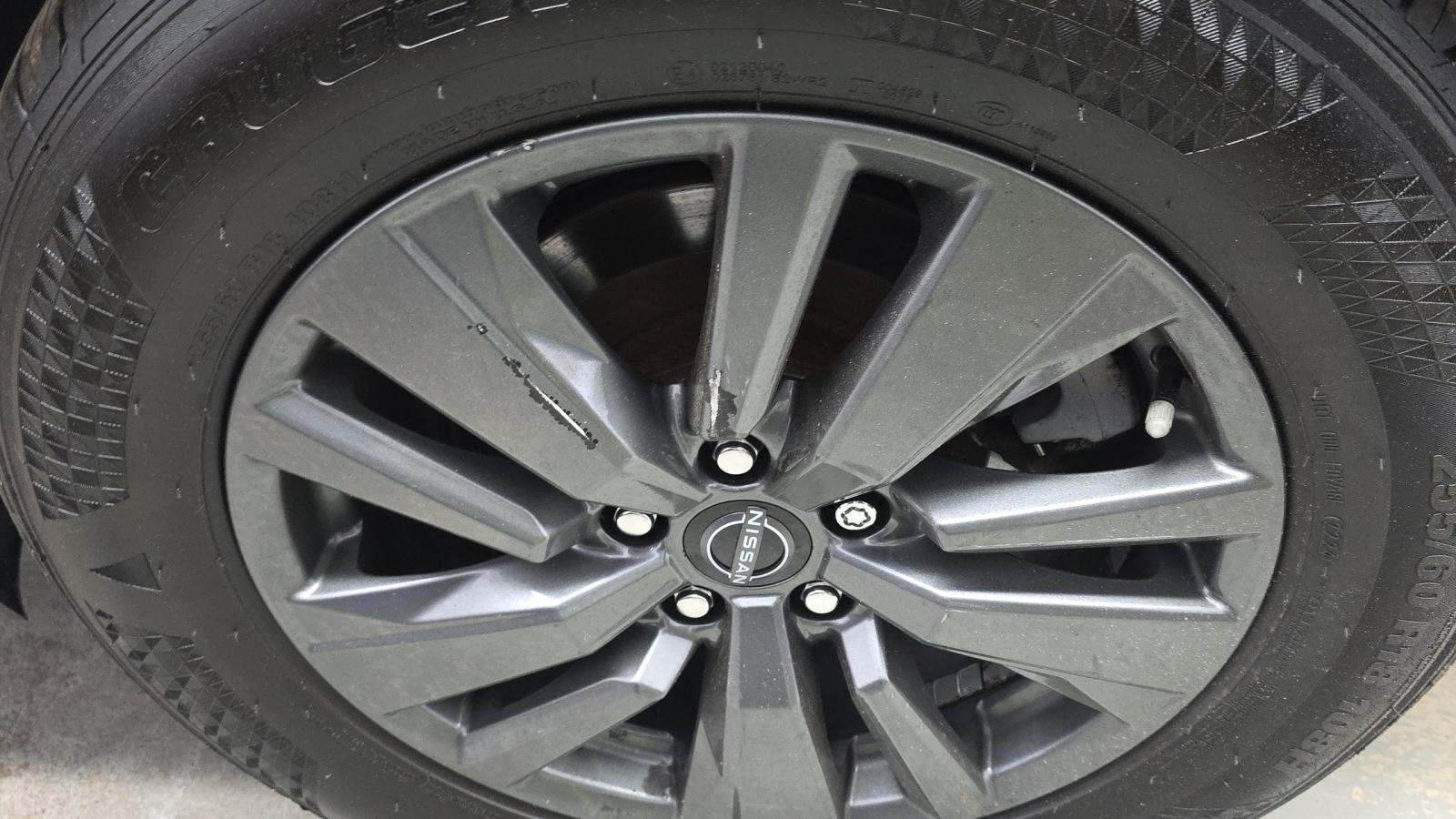 2023 Nissan Pathfinder SV AWD