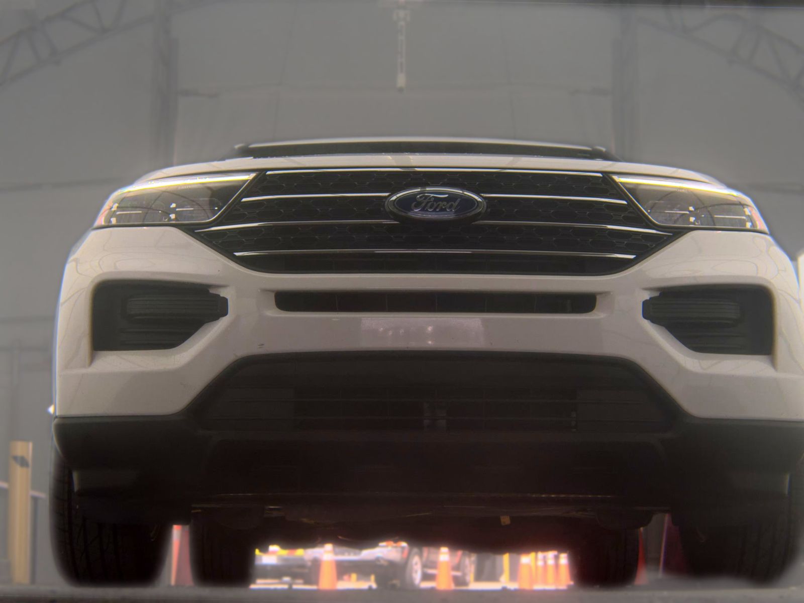 FORD EXPLORER - 4