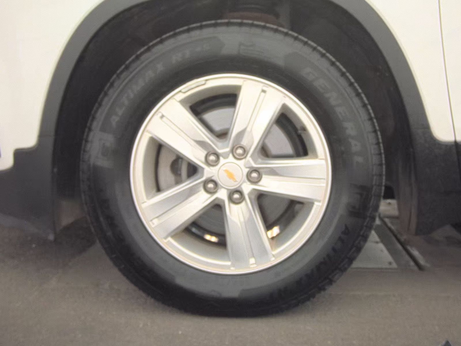 CHEVROLET TRAX - 10