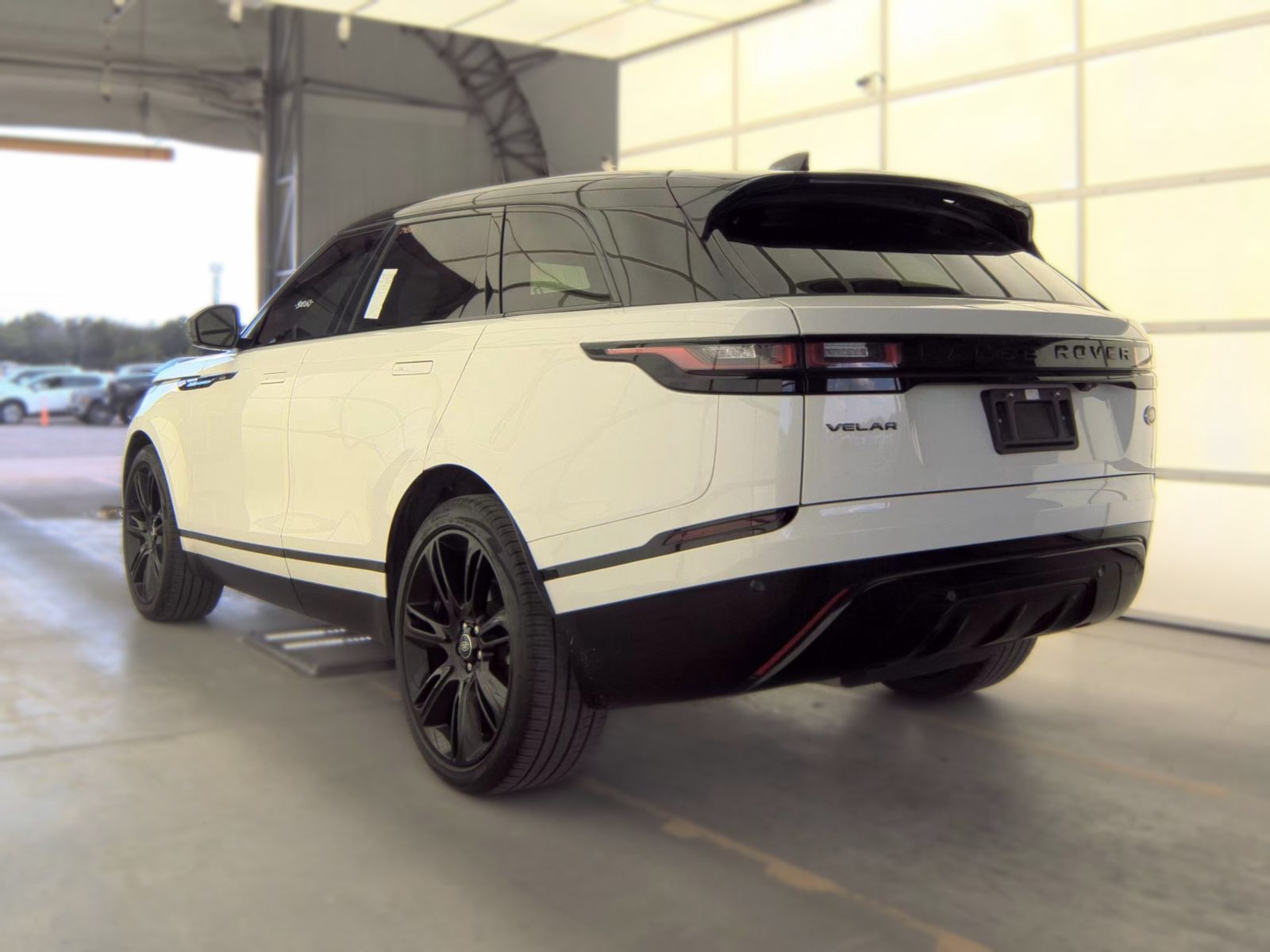 2022 Land Rover Range Rover Velar R-Dynamic S FWD