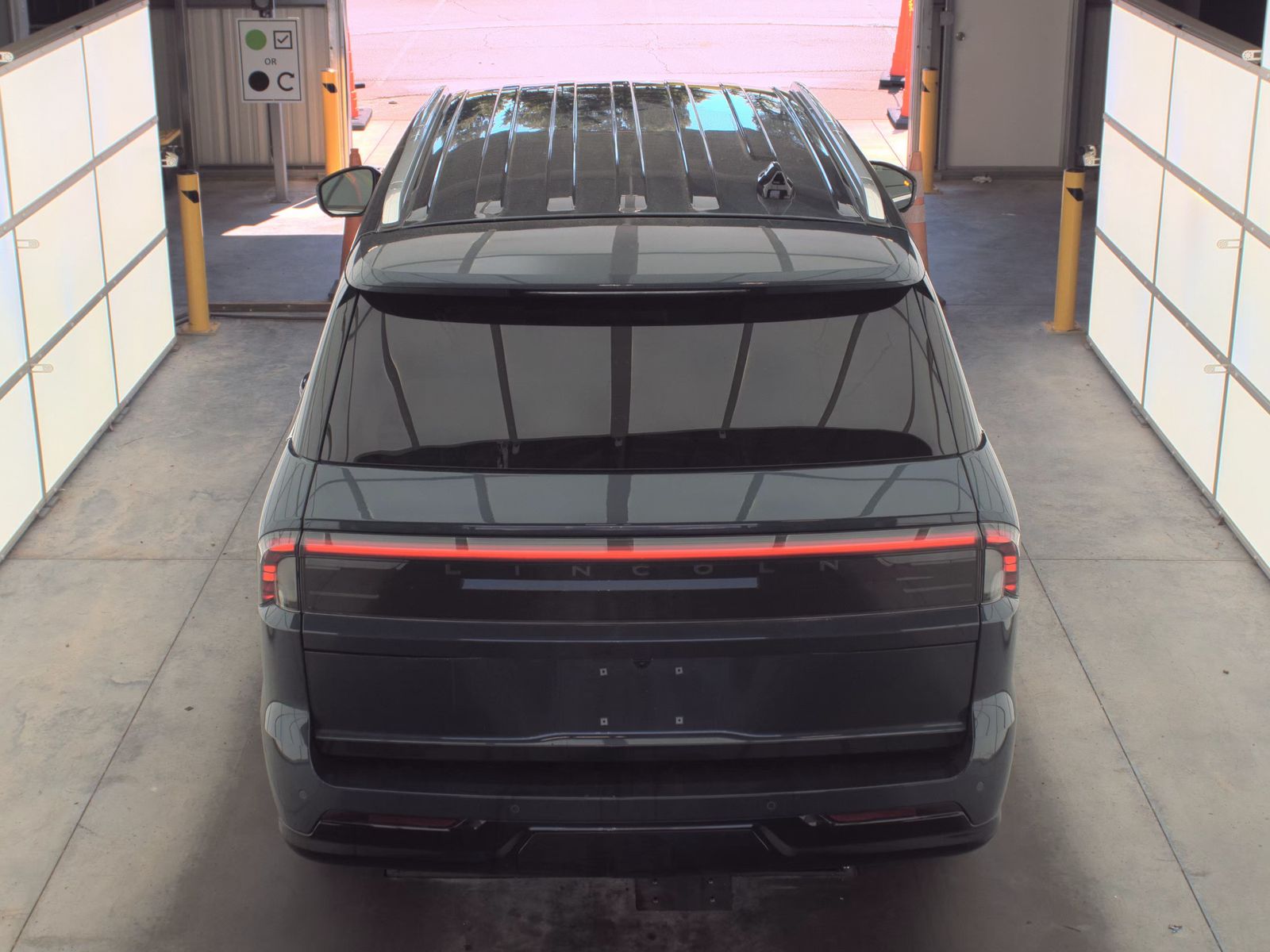 2026 Lincoln Navigator Premiere AWD
