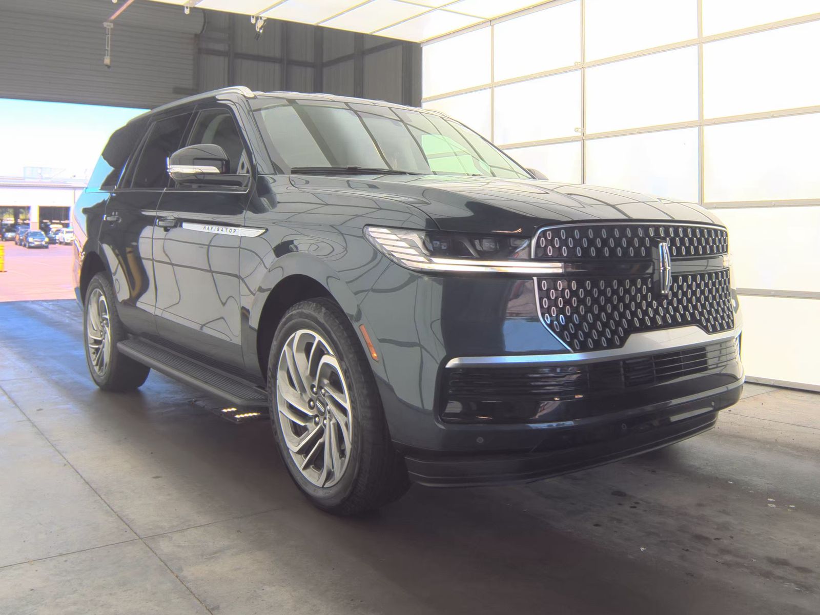 2026 Lincoln Navigator Premiere AWD