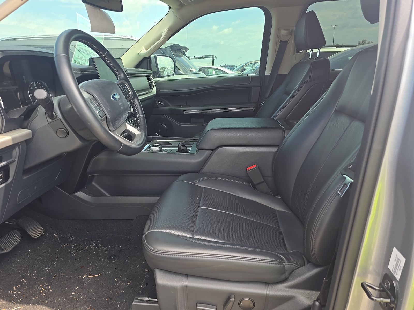 FORD EXPEDITION - 8
