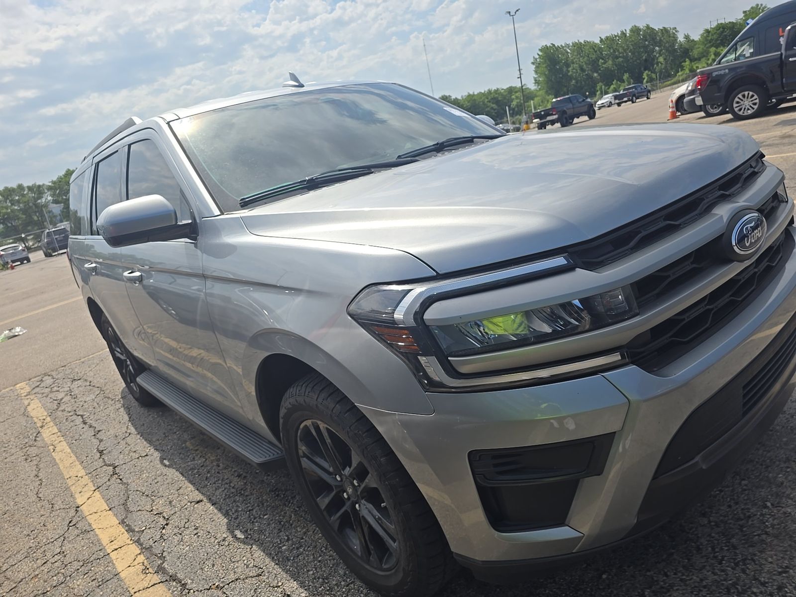 FORD EXPEDITION - 4