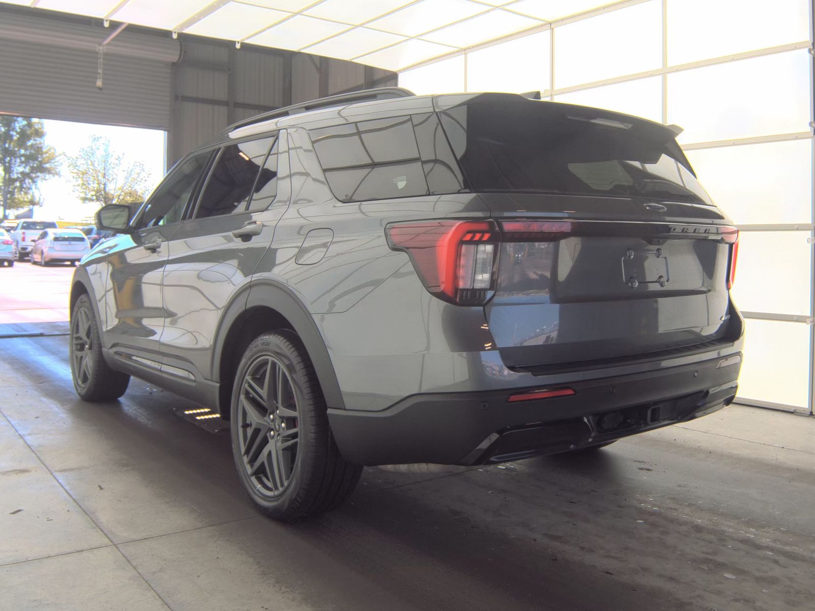 2025 Ford Explorer ST-Line AWD