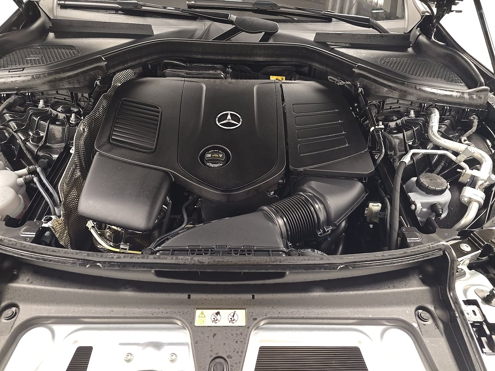 2025 Mercedes-Benz GLC GLC 300 AWD