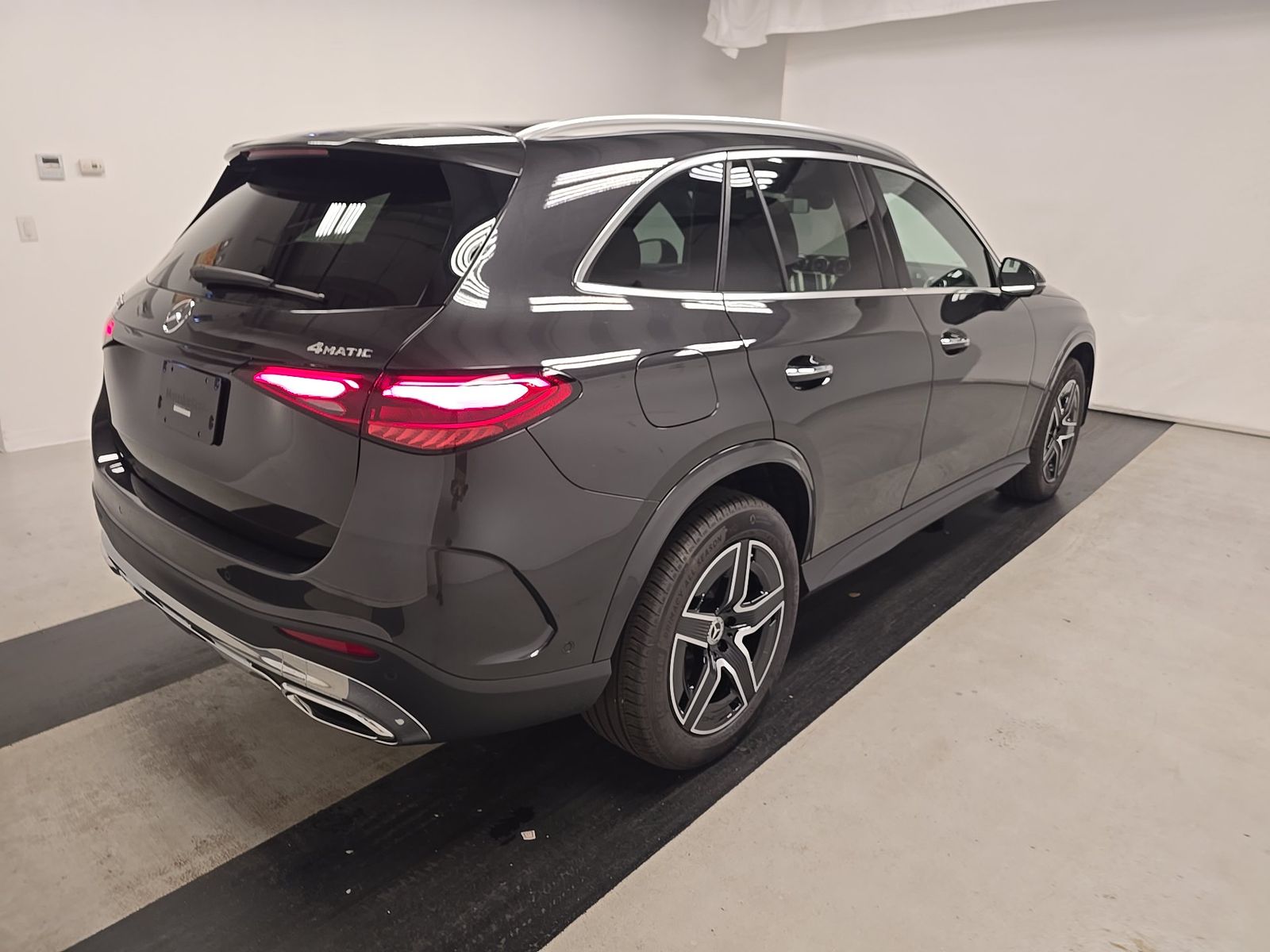 2025 Mercedes-Benz GLC GLC 300 AWD