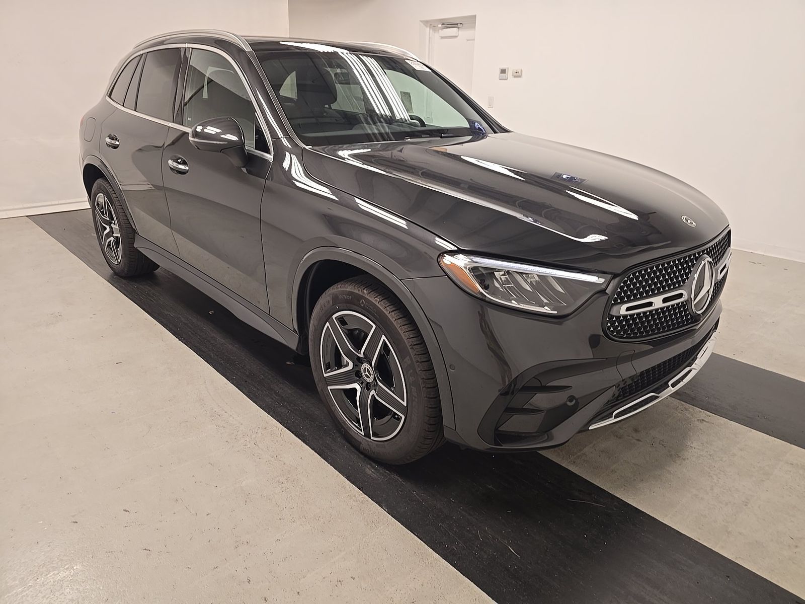 2025 Mercedes-Benz GLC GLC 300 AWD