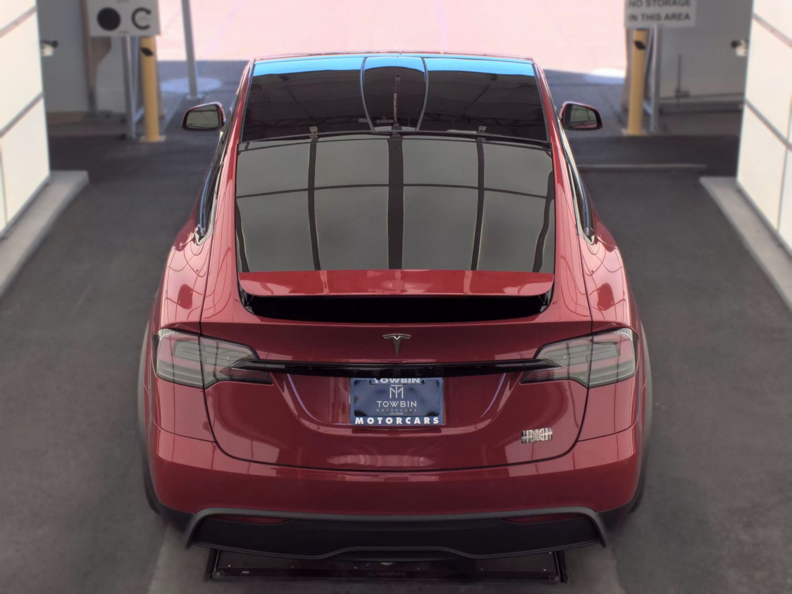 TESLA MODEL X - 7