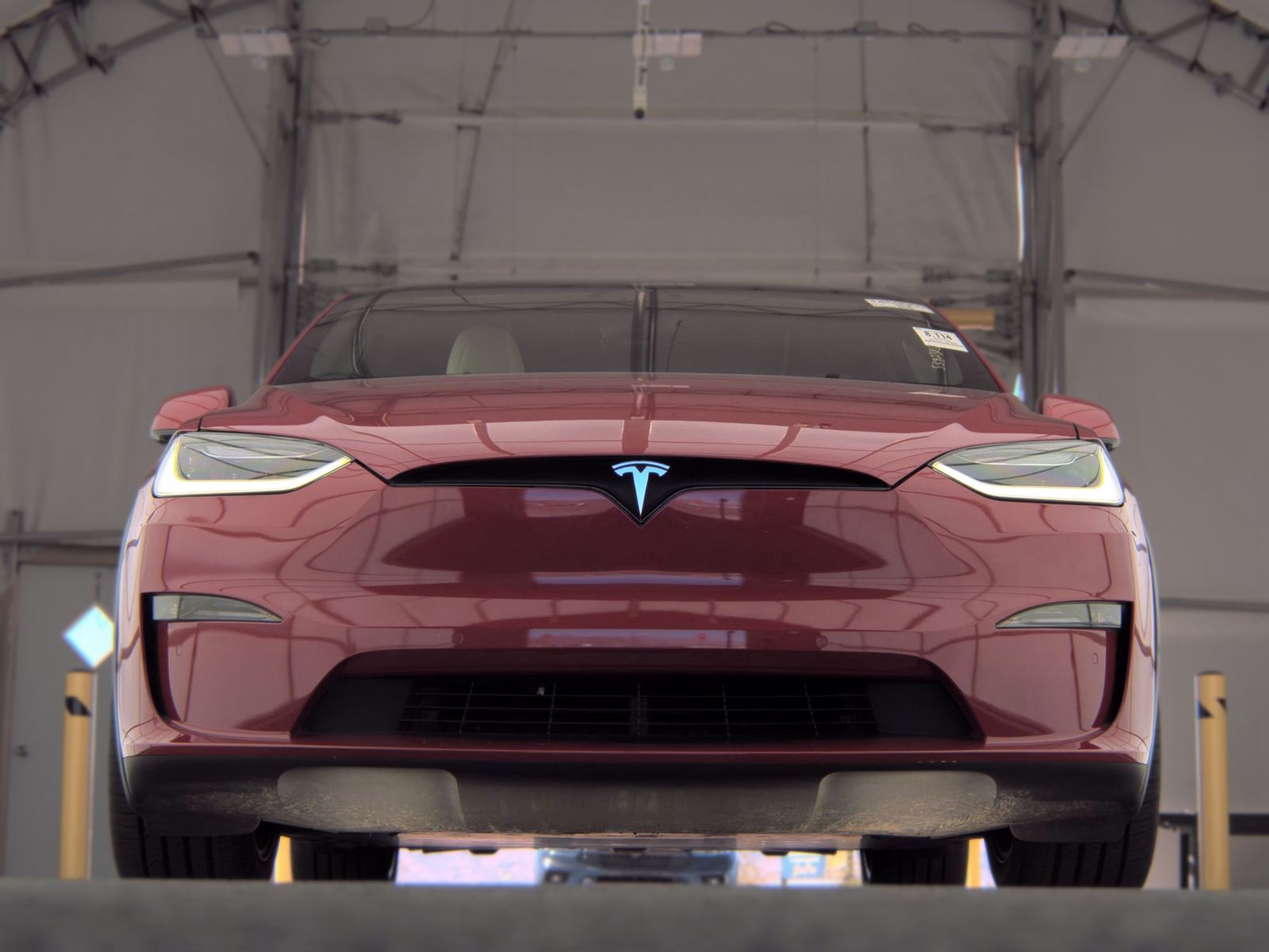 TESLA MODEL X - 4