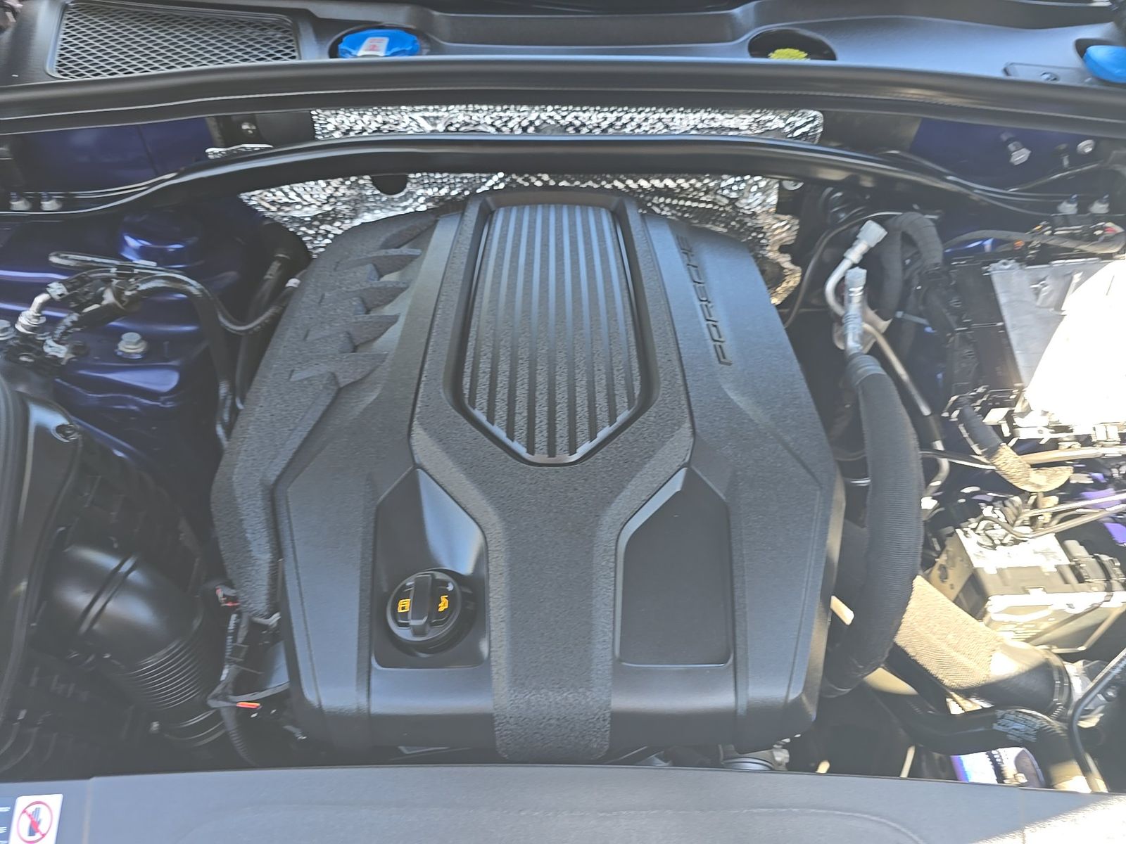 2025 Porsche Macan Base AWD