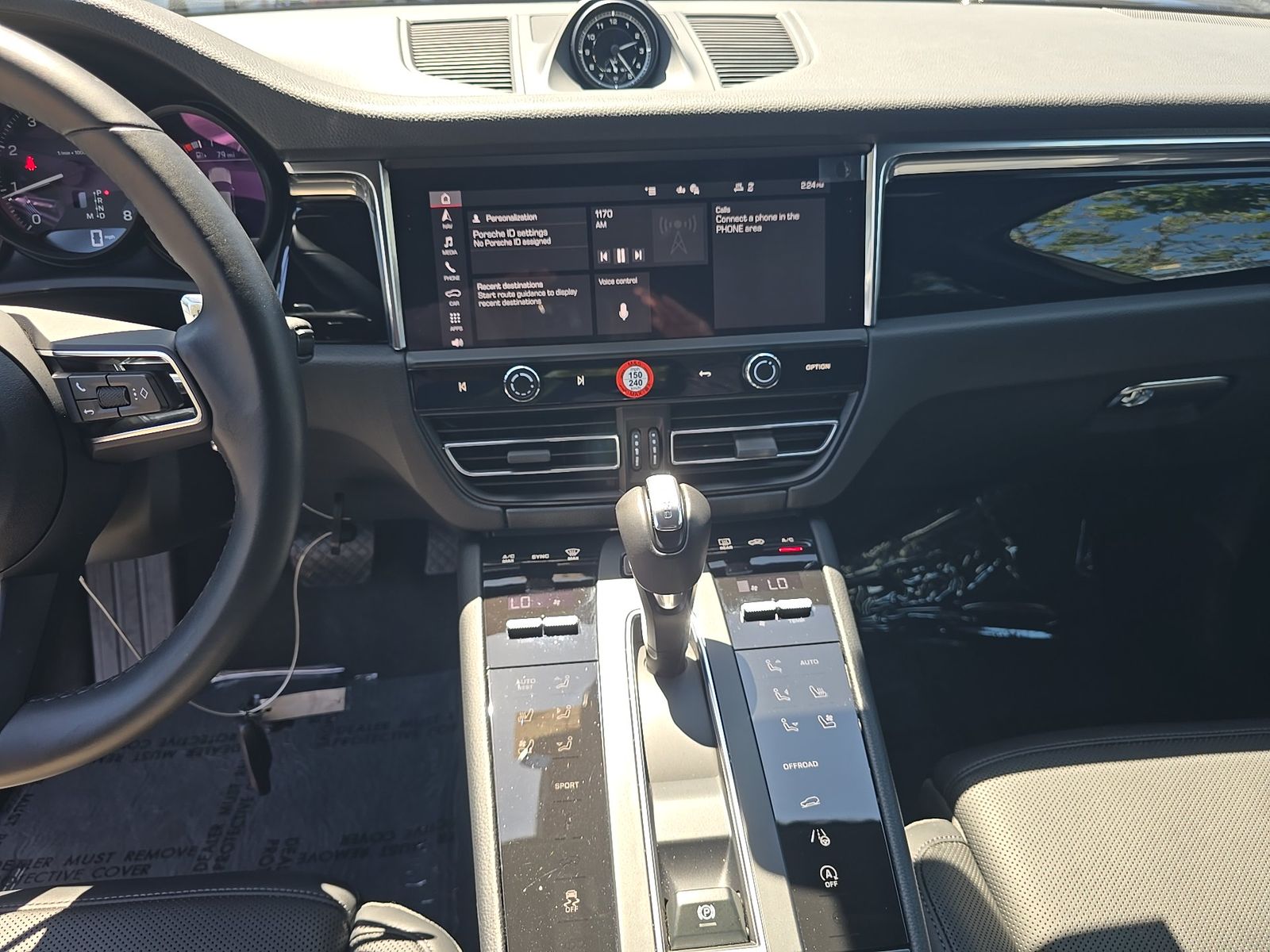 2025 Porsche Macan Base AWD