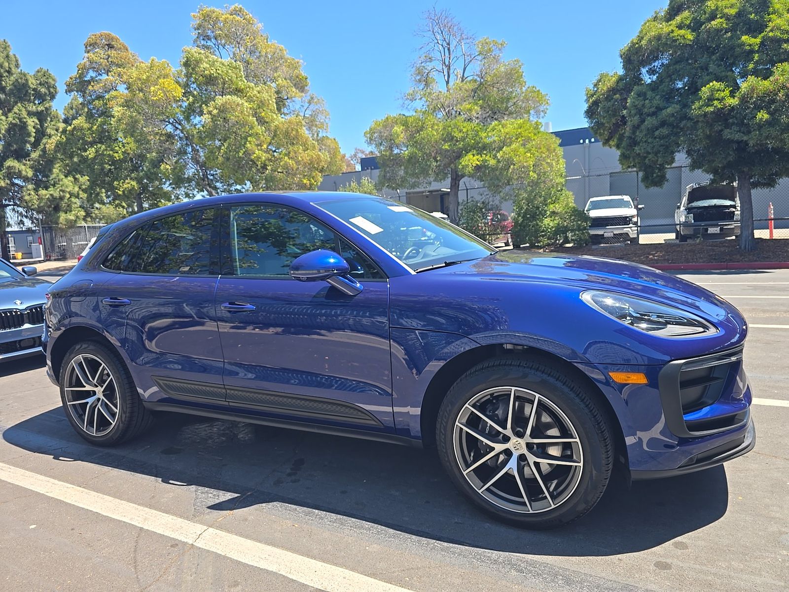 2025 Porsche Macan Base AWD