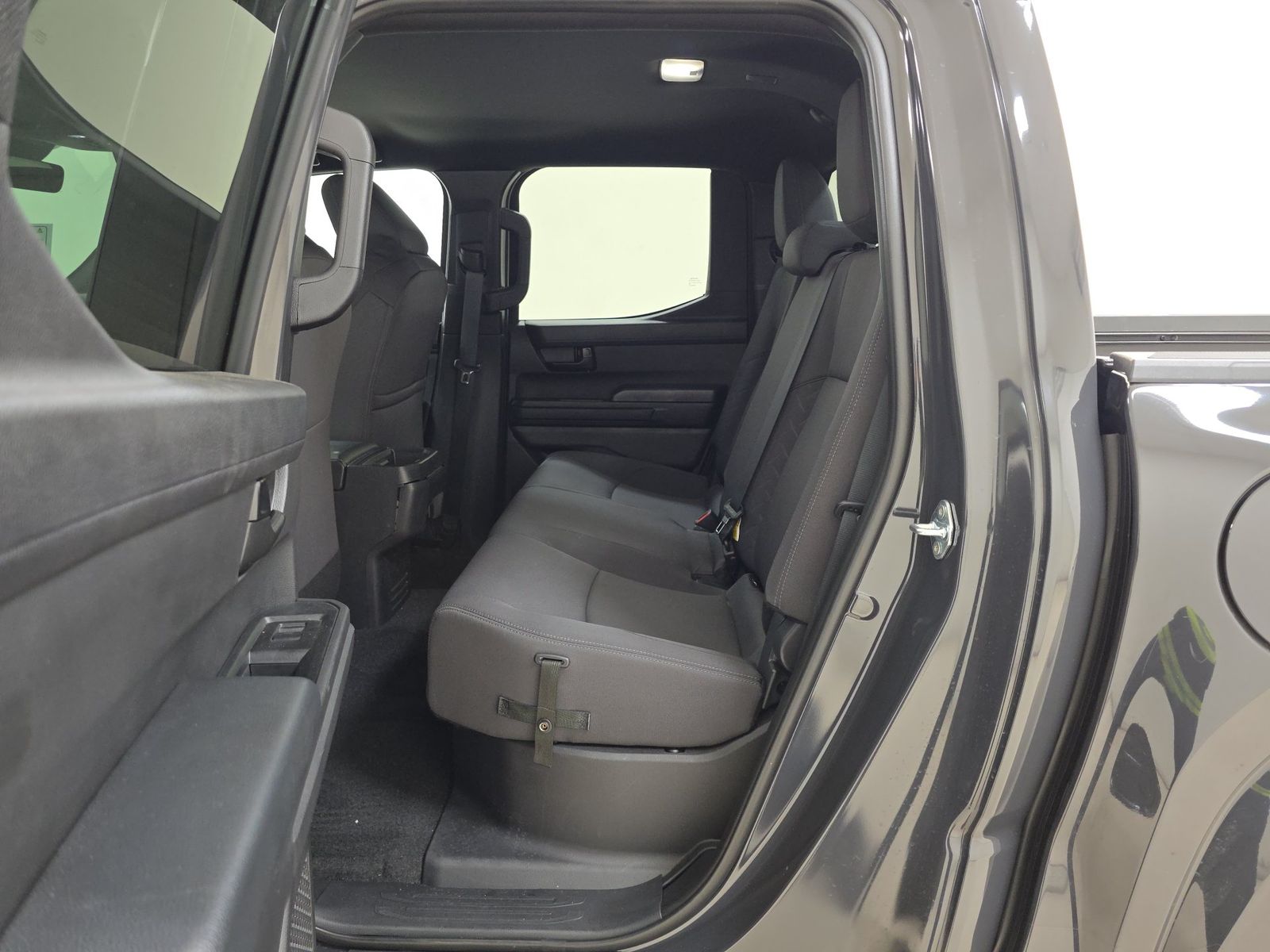 2026 Toyota Tacoma SR5 AWD