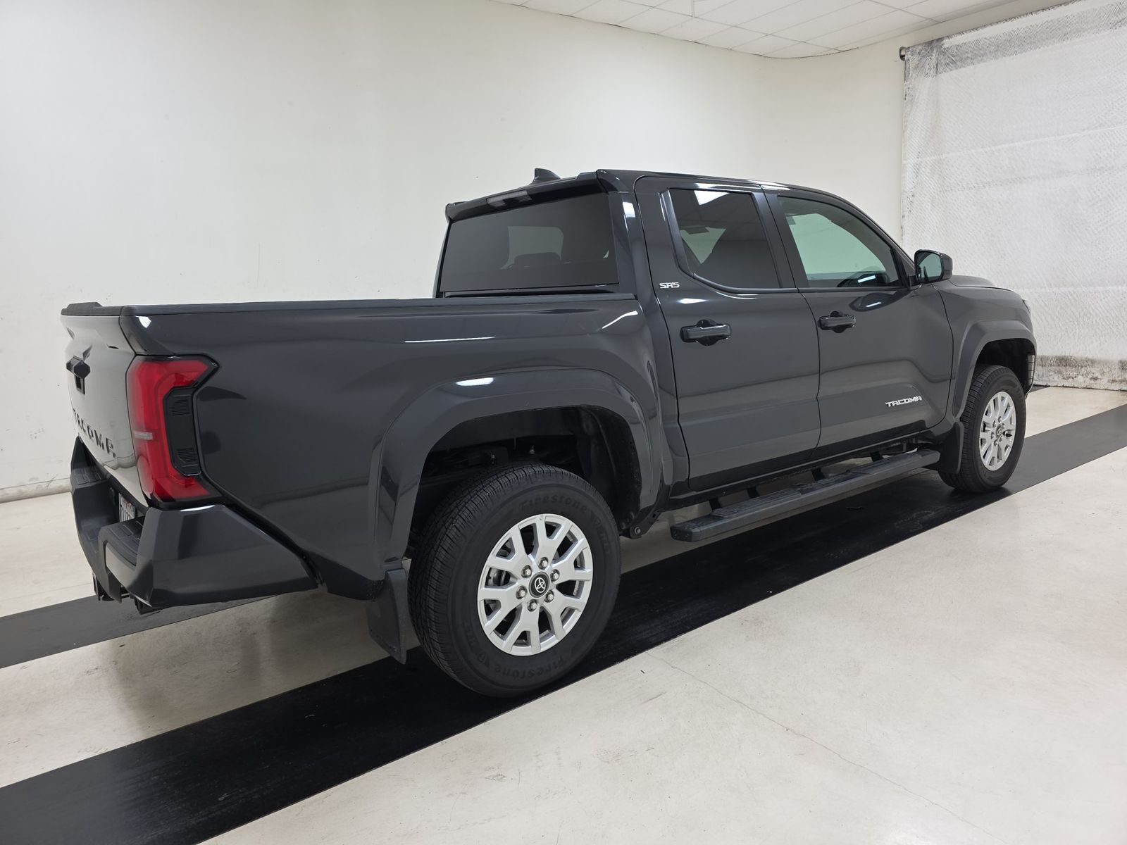 2026 Toyota Tacoma SR5 AWD