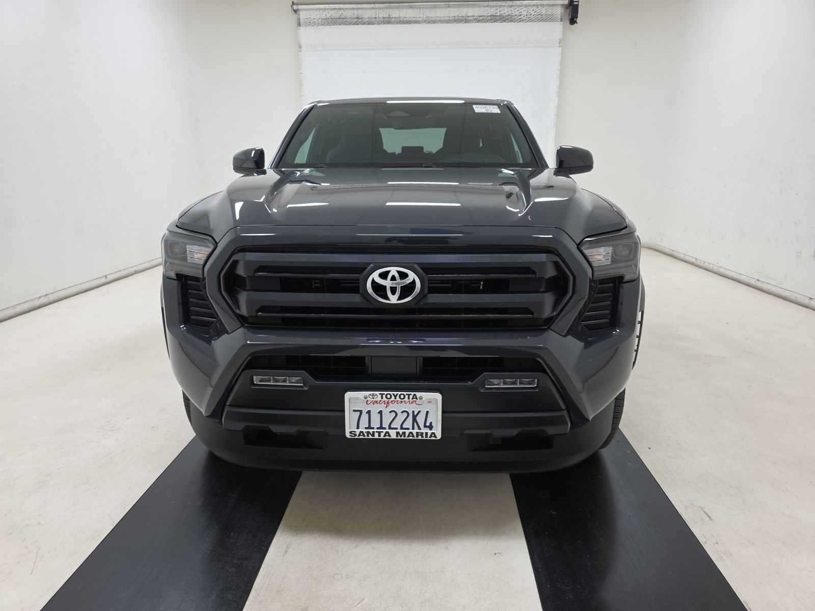 2026 Toyota Tacoma SR5 AWD