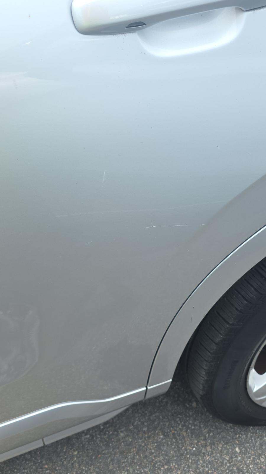 2020 Volvo XC90 T6 Momentum AWD