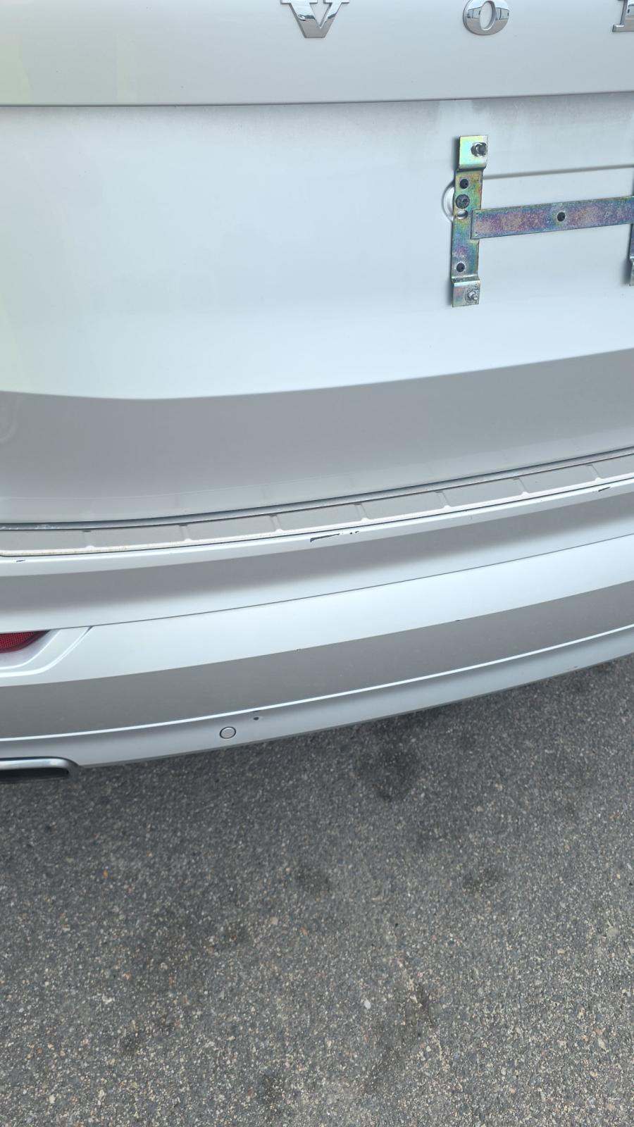 2020 Volvo XC90 T6 Momentum AWD