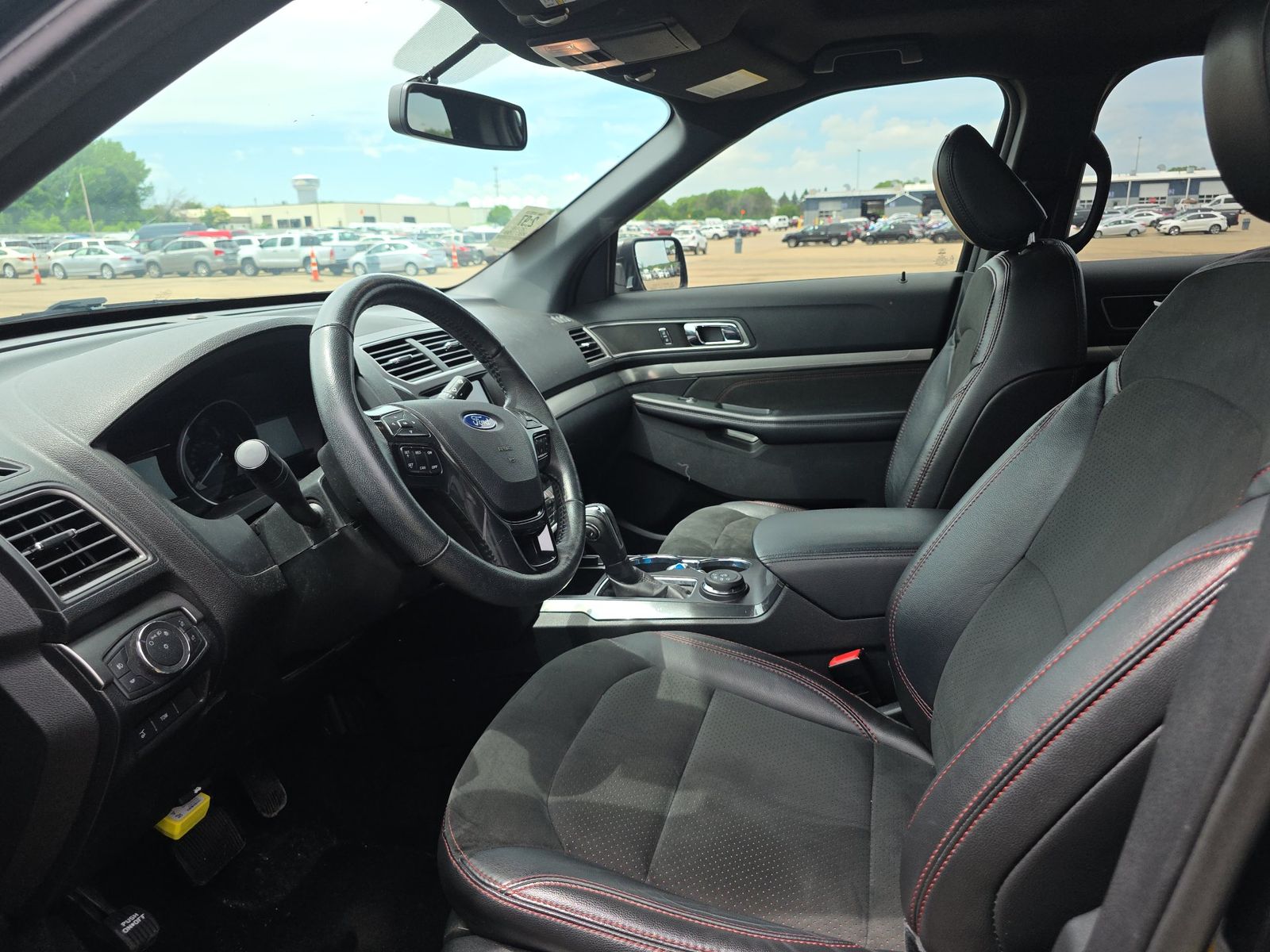 FORD EXPLORER - 8