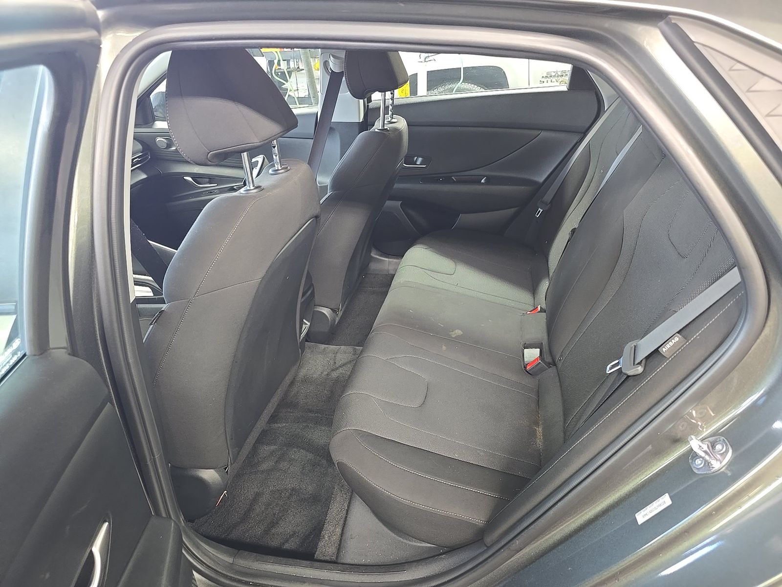 2025 Hyundai Elantra SE FWD