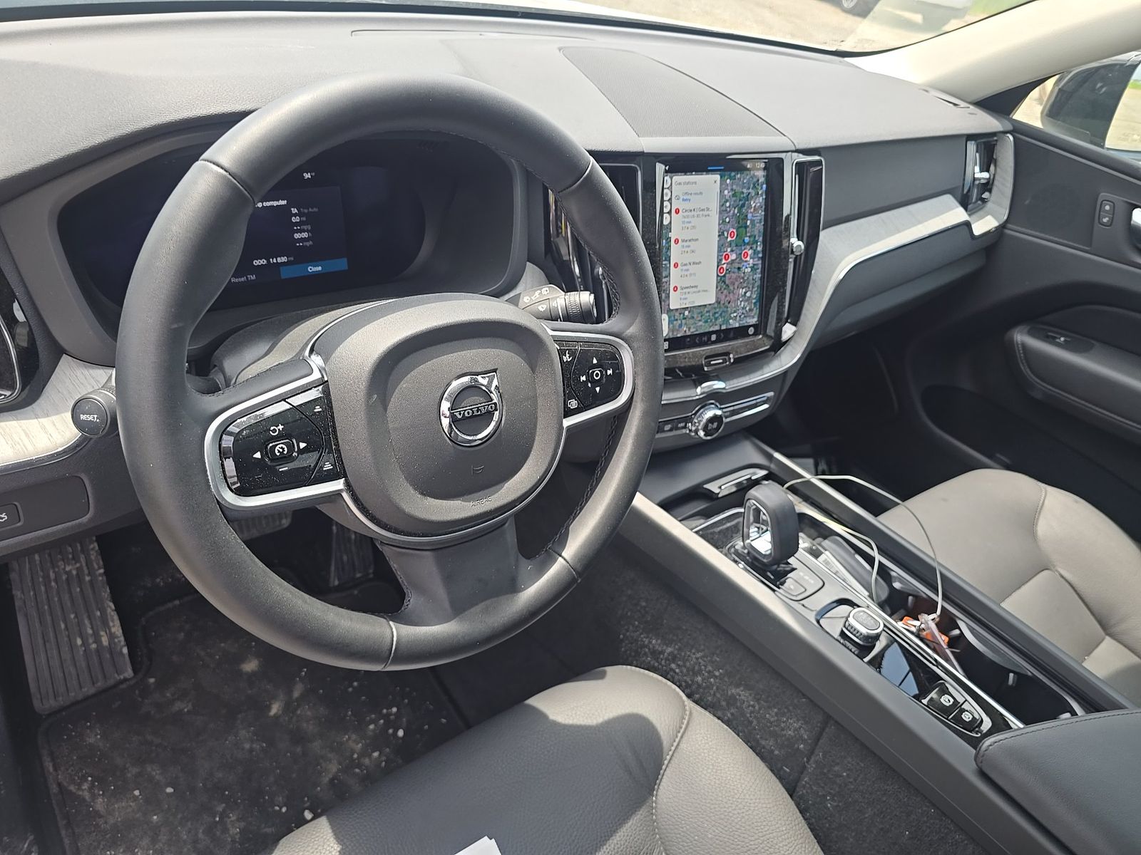 2025 Volvo XC60 B5 Plus AWD