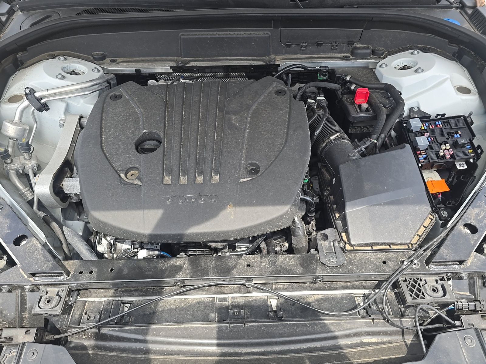 2025 Volvo XC60 B5 Plus AWD