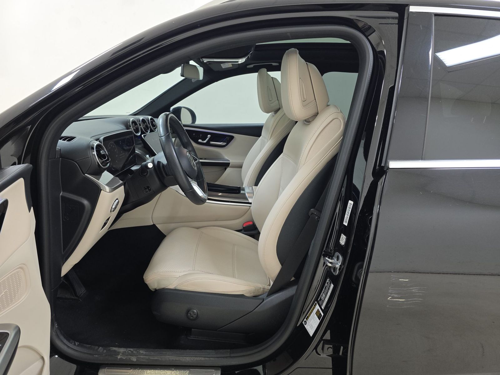 2023 Mercedes-Benz GLC GLC 300 RWD