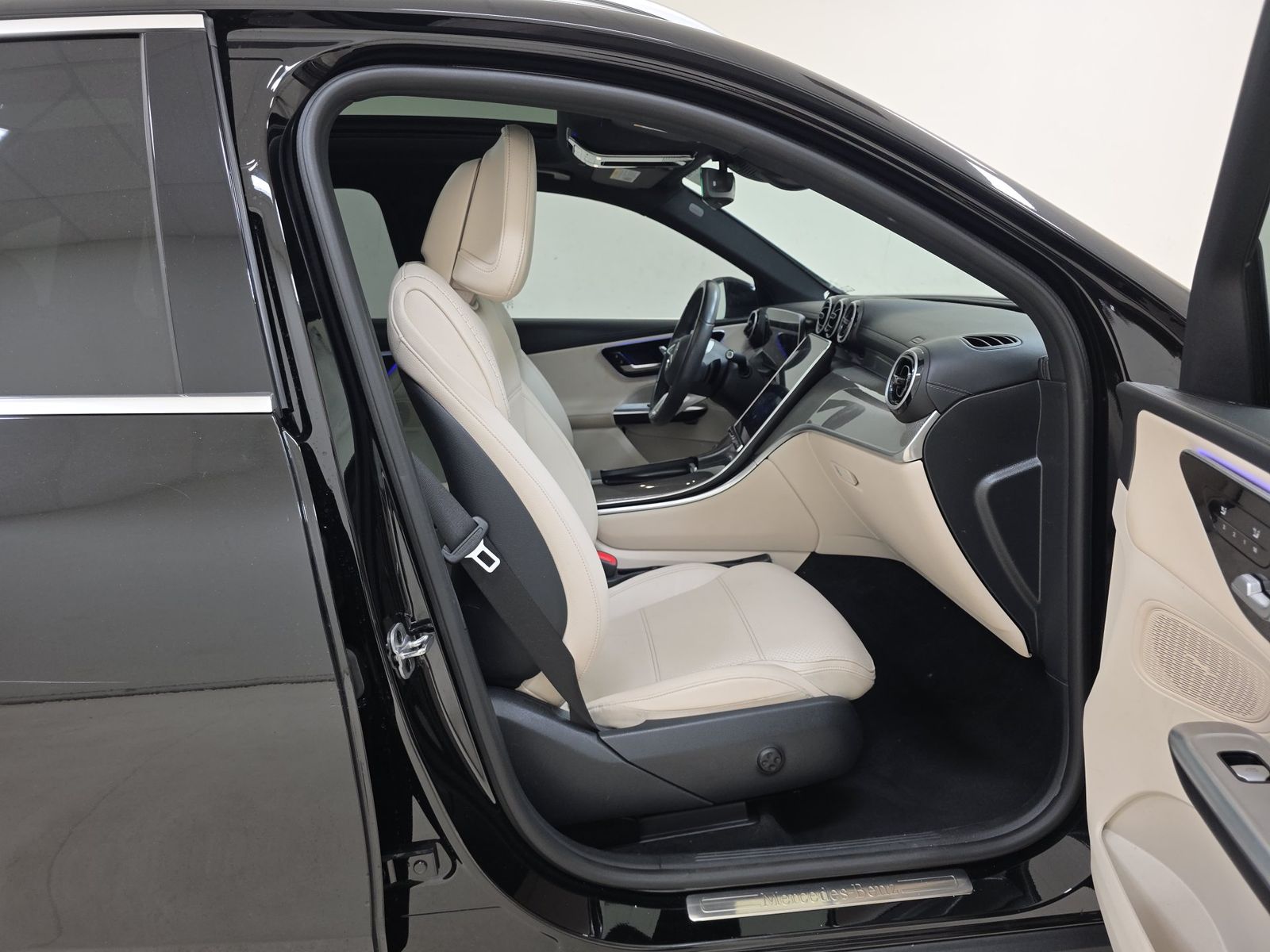 2023 Mercedes-Benz GLC GLC 300 RWD