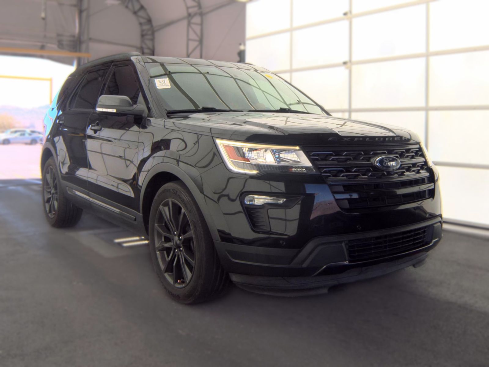 FORD EXPLORER - 5