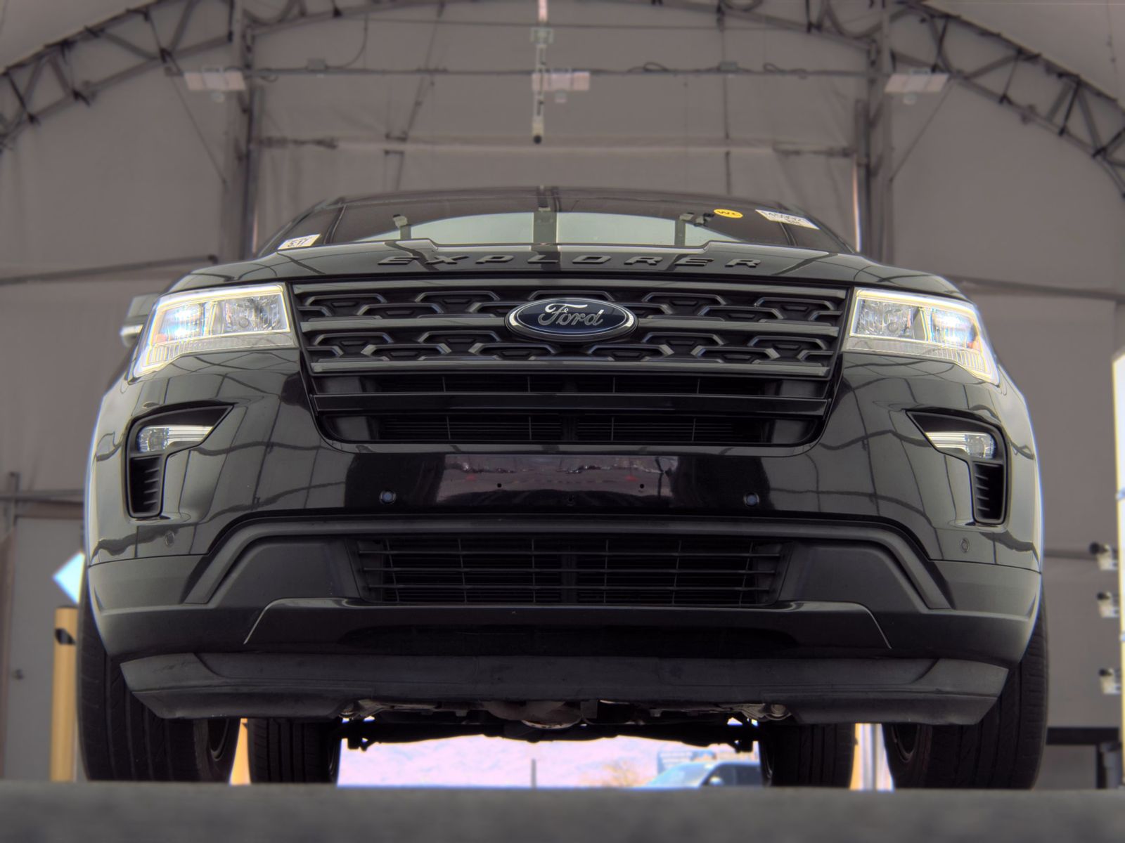 FORD EXPLORER - 4