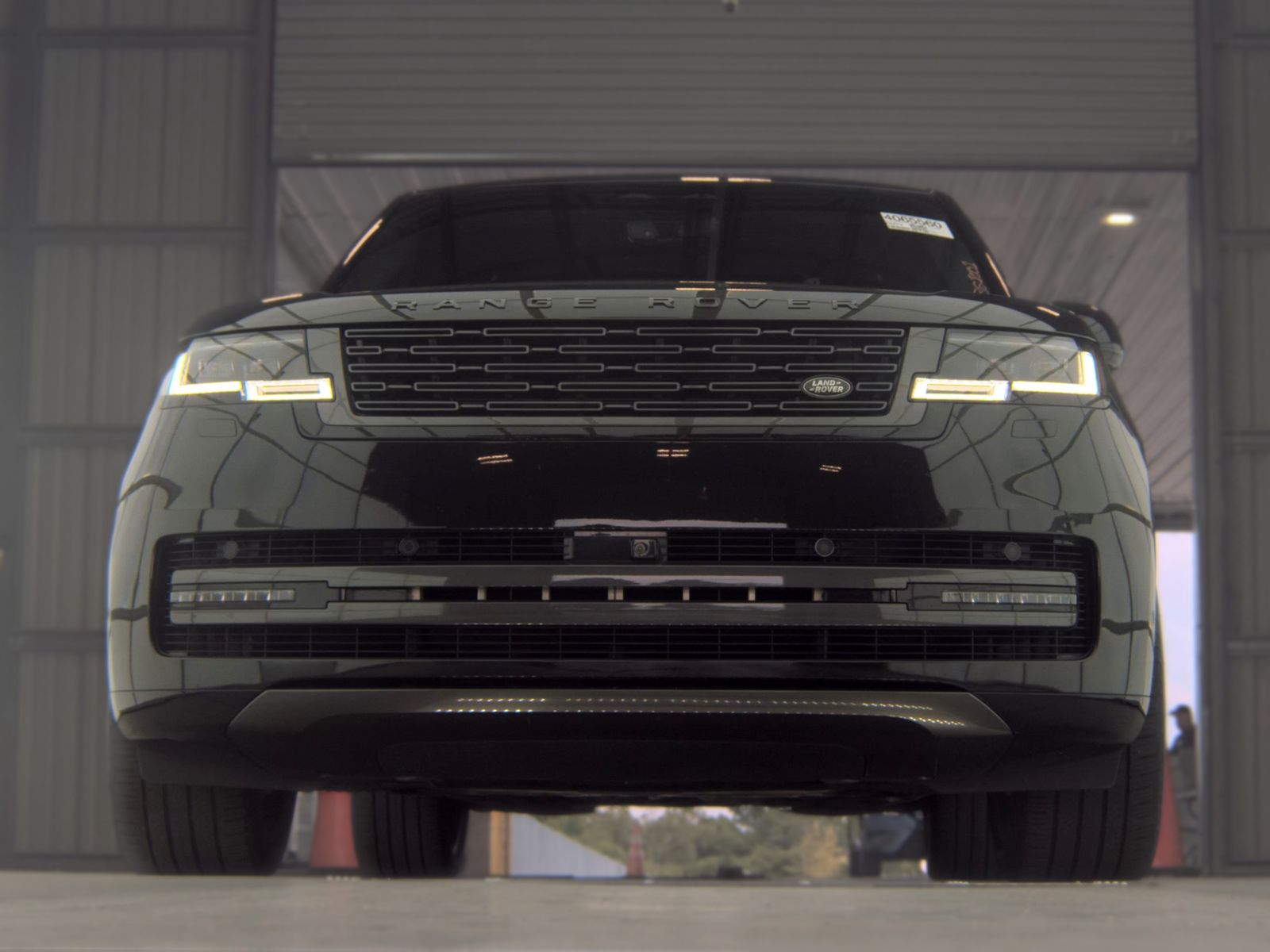 2024 Land Rover Range Rover SE LWB AWD