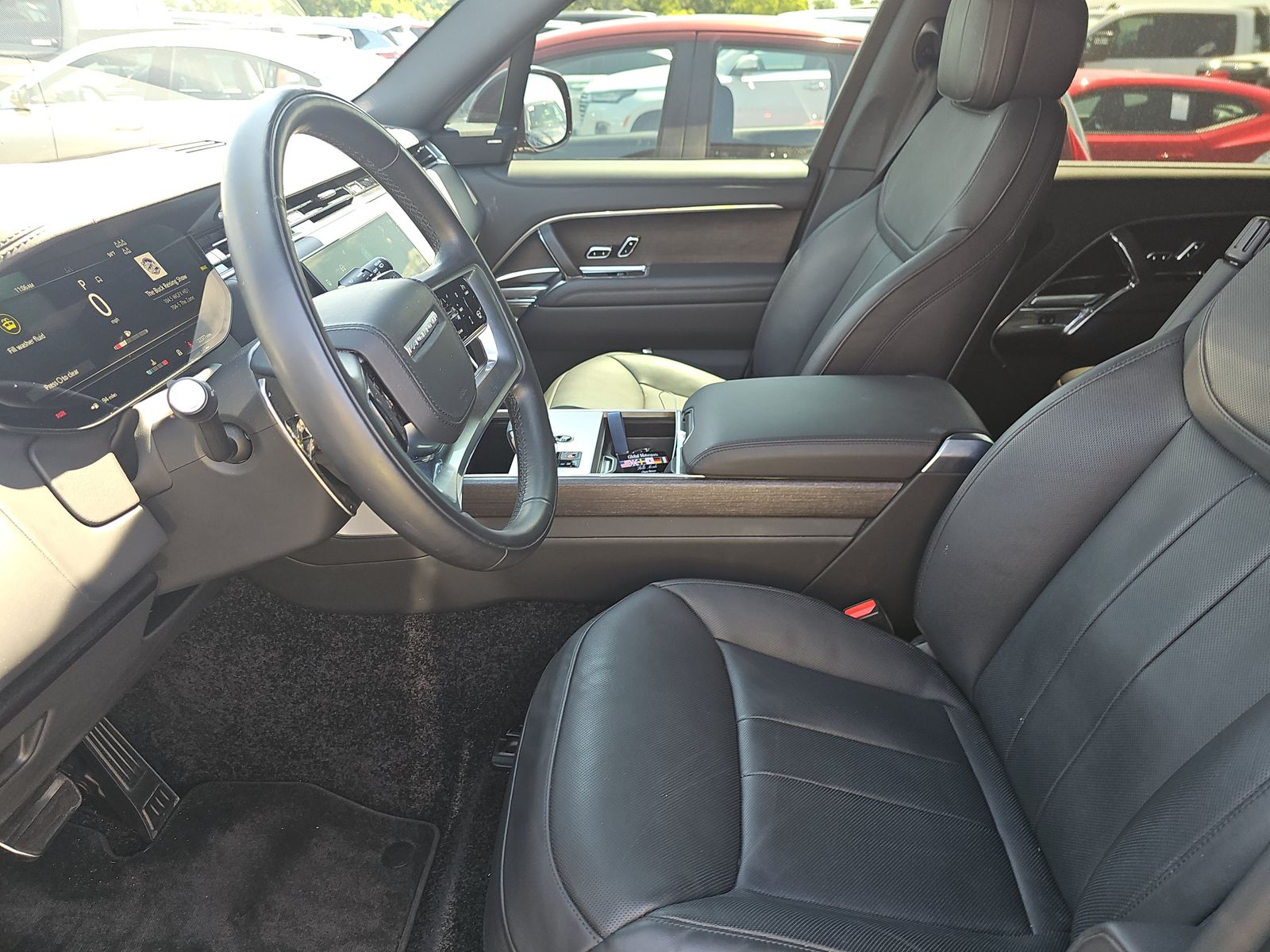 2024 Land Rover Range Rover SE LWB AWD