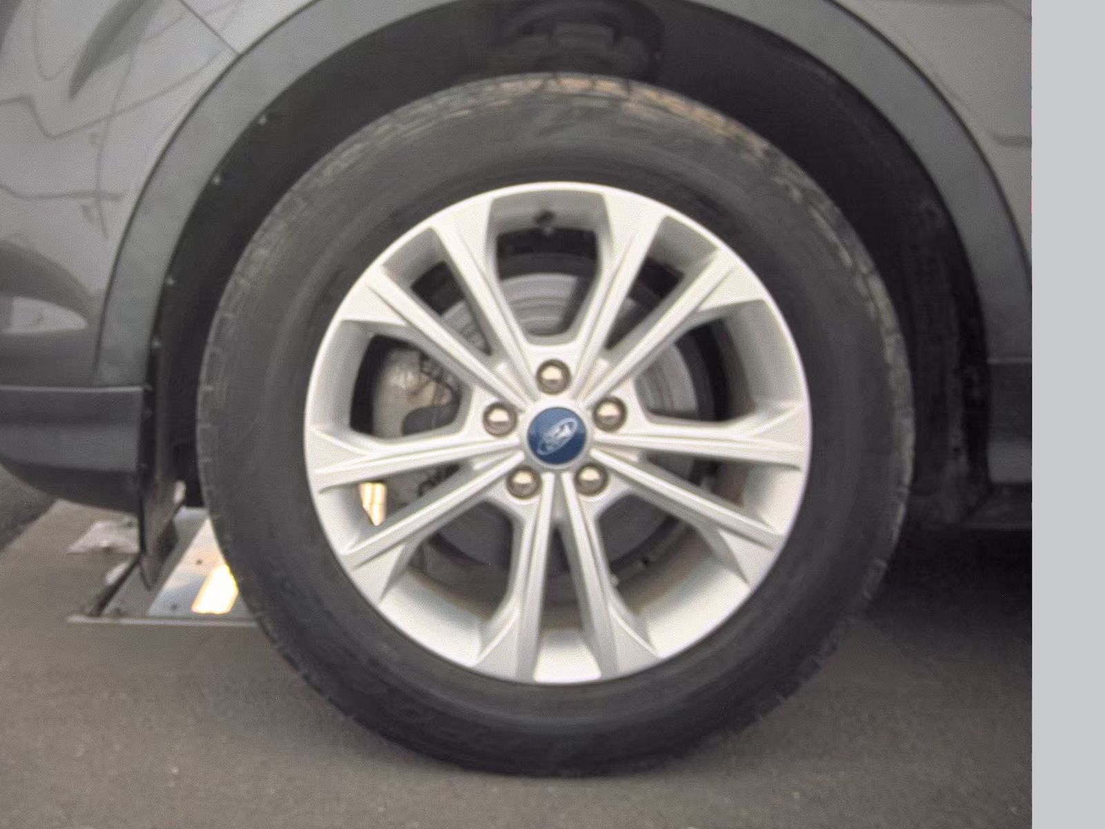 FORD ESCAPE - 10