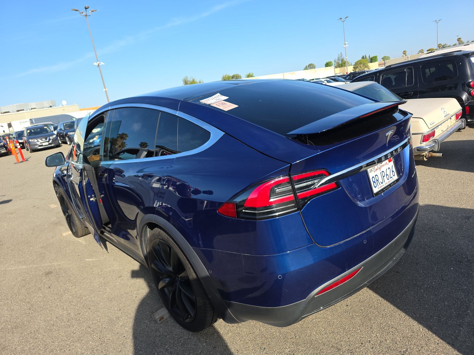 TESLA MODEL X - 7
