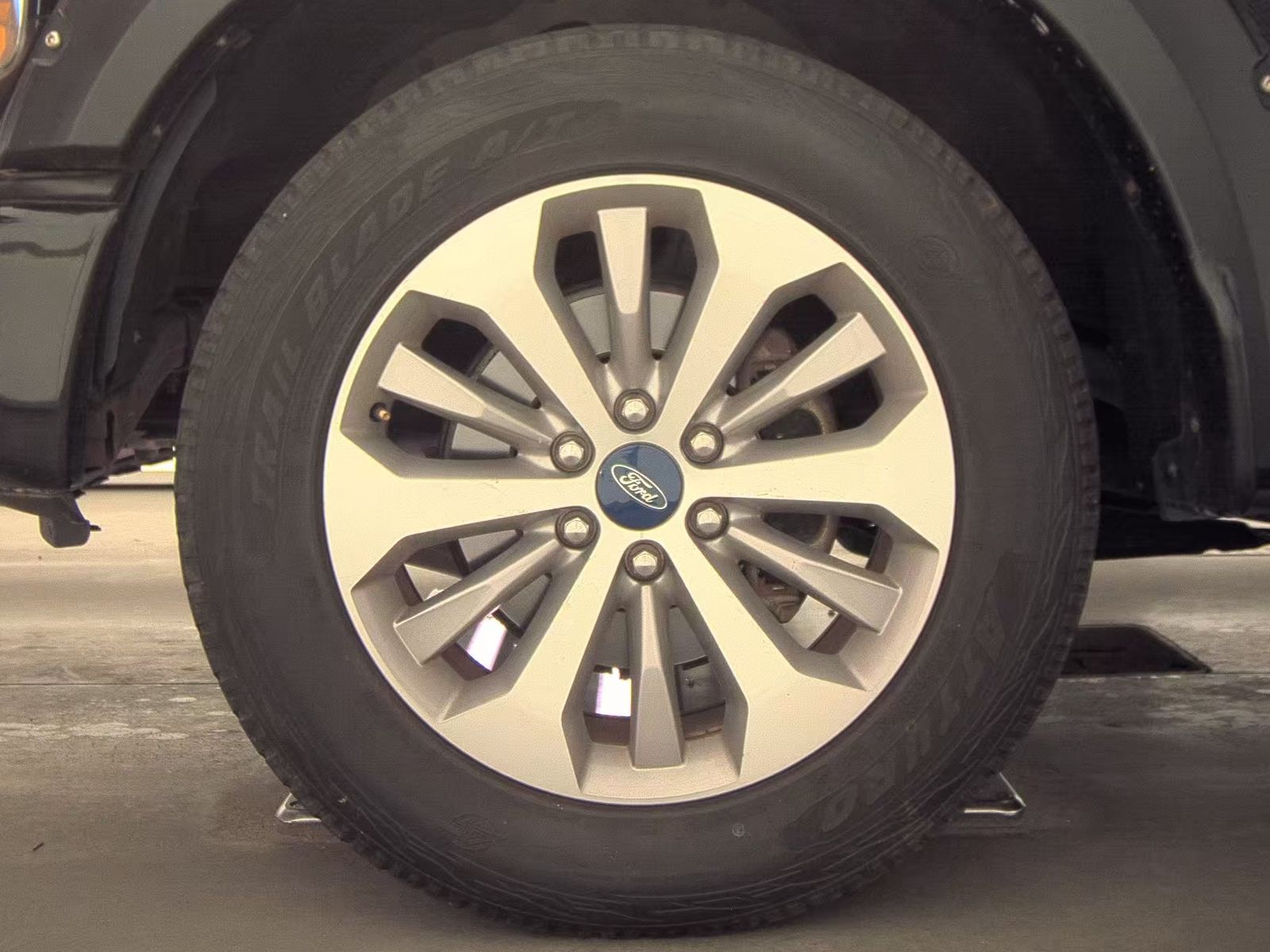 2017 Ford F-150 XL RWD