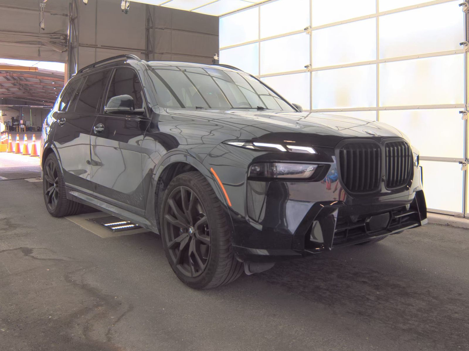 2023 BMW X7 xDrive40i AWD
