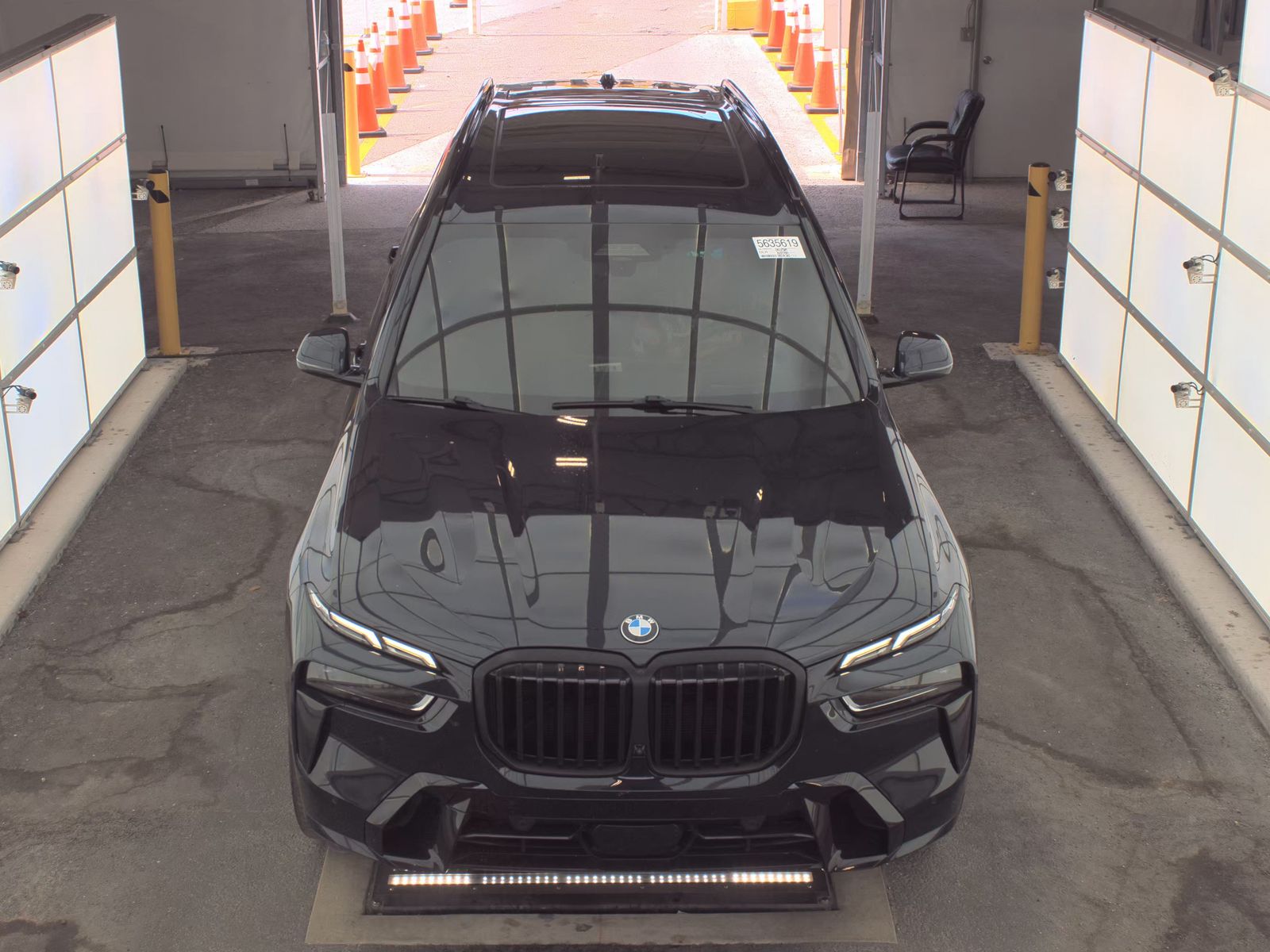 2023 BMW X7 xDrive40i AWD
