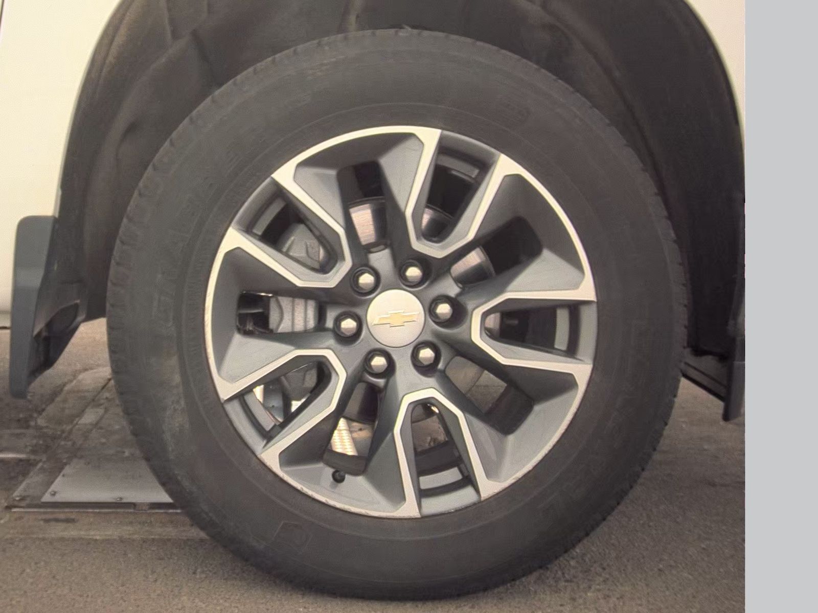 2024 Chevrolet Silverado 1500 LT AWD