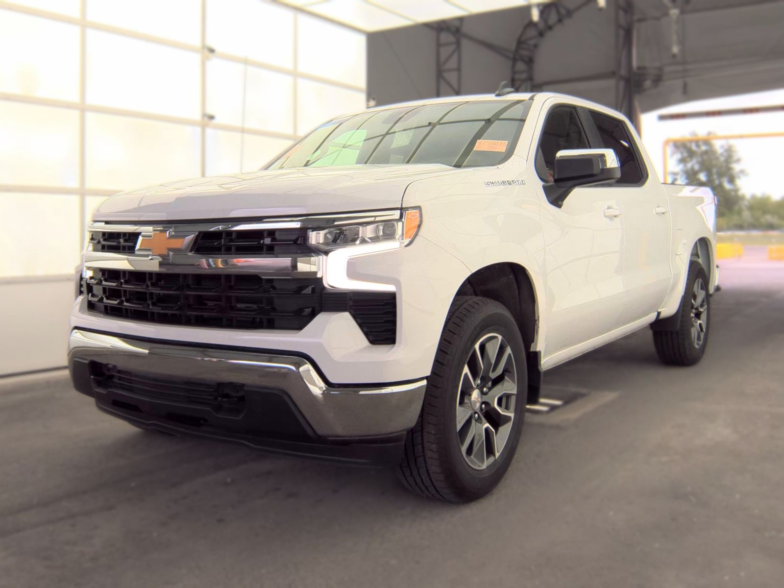 2024 Chevrolet Silverado 1500 LT AWD
