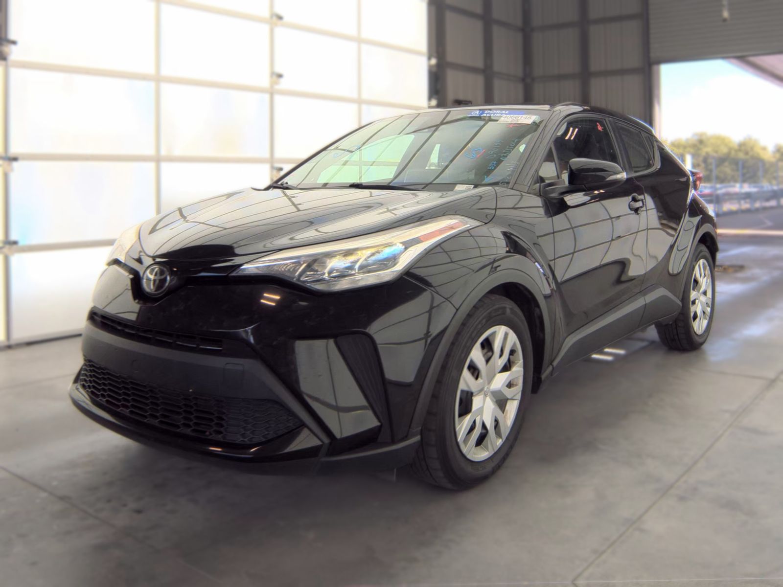 2021 Toyota C-HR LE FWD