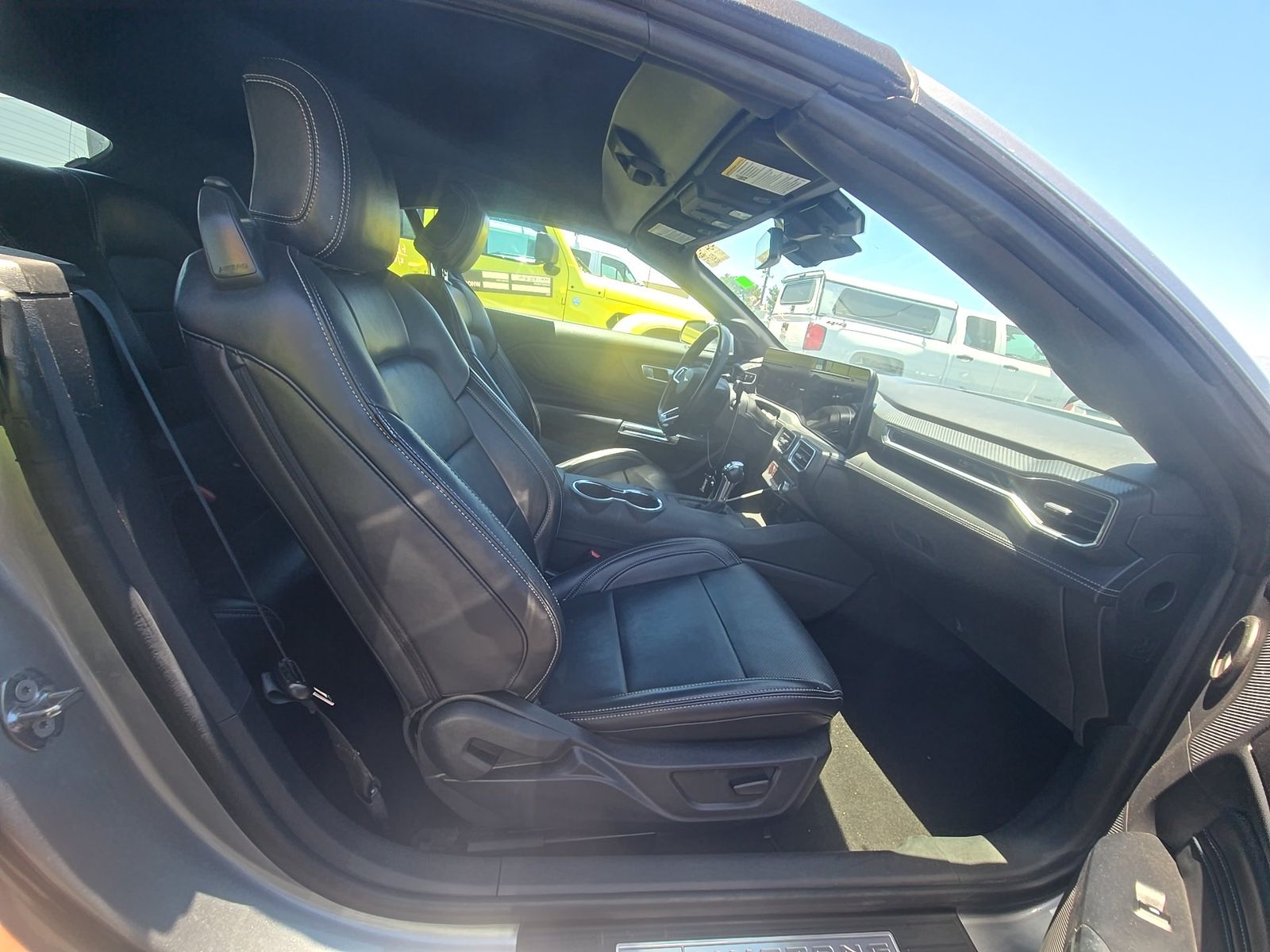 2025 Ford Mustang EcoBoost Premium RWD