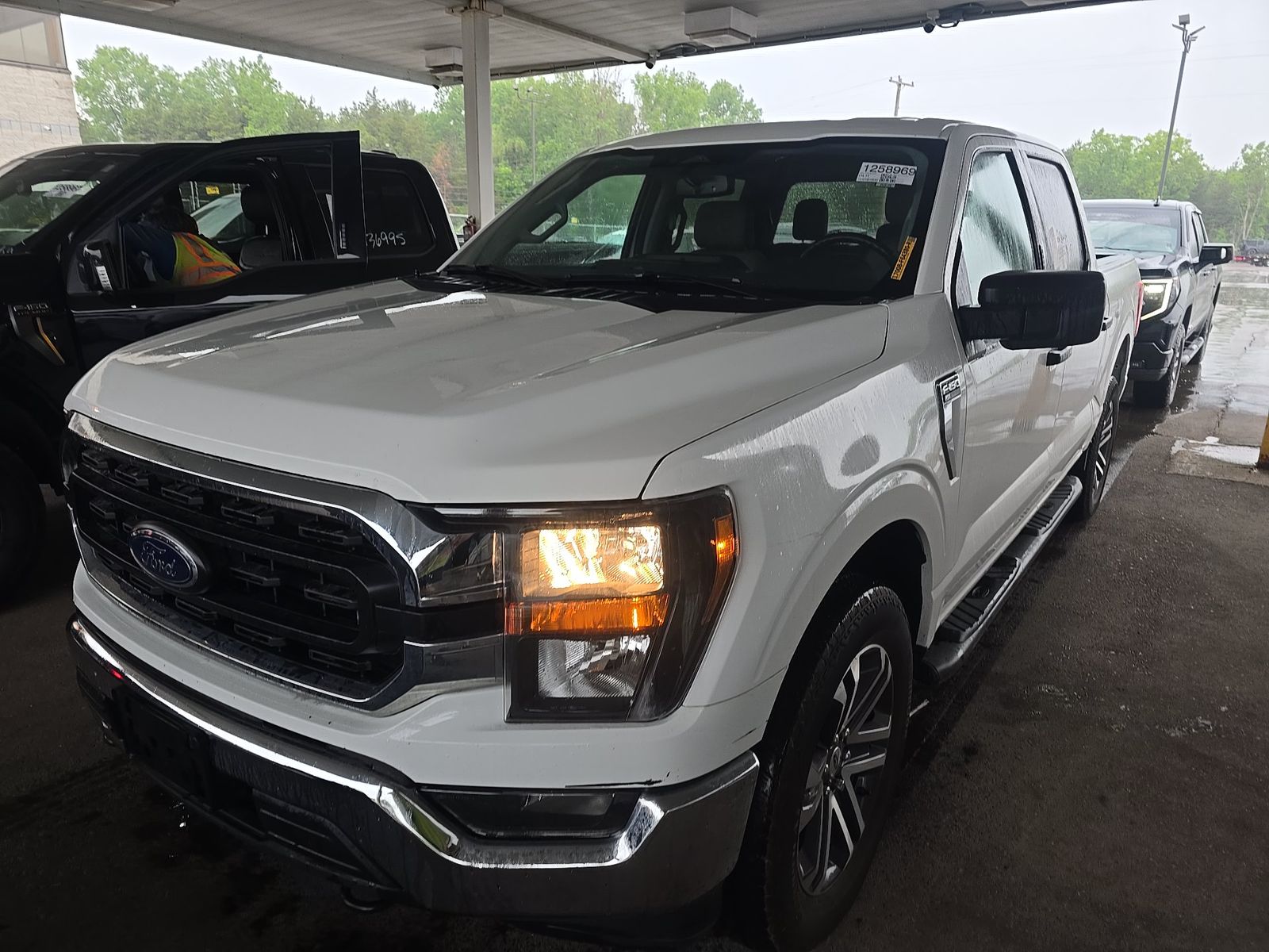 2023 Ford F-150 XLT AWD