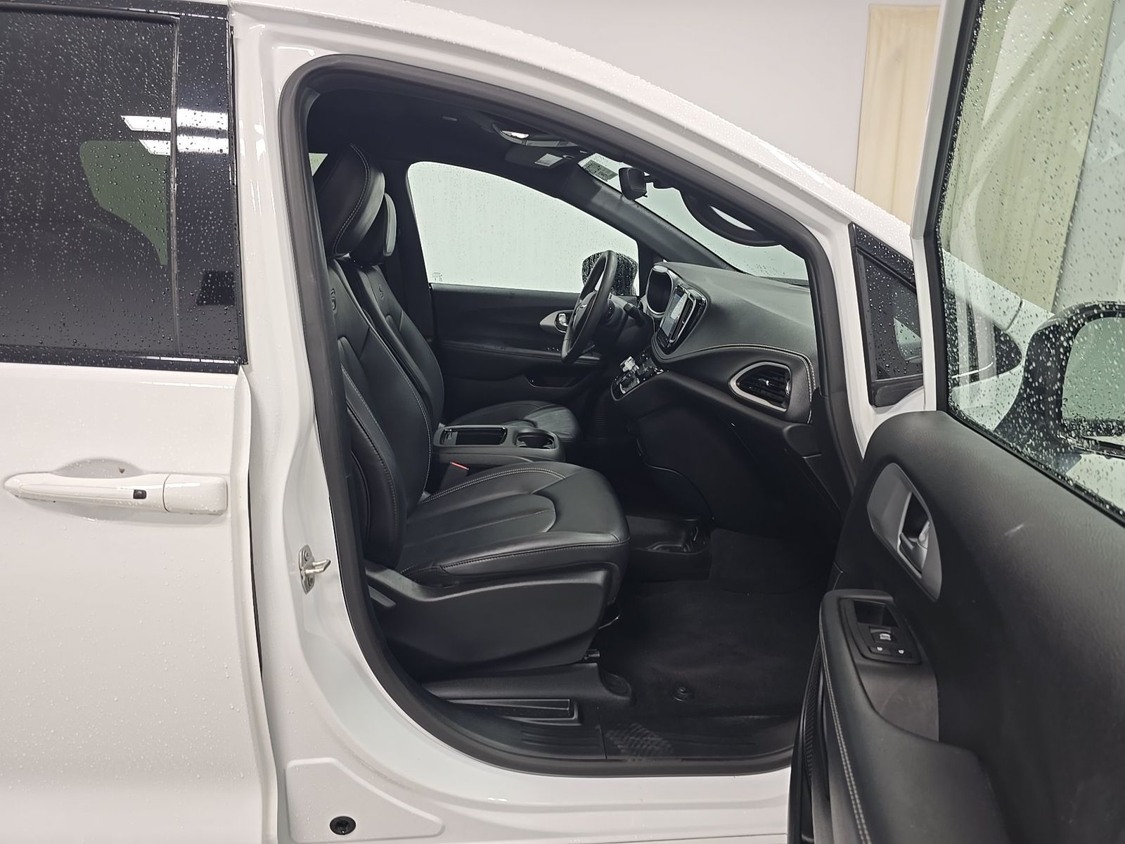2024 Chrysler Pacifica Hybrid Select S Appearance FWD