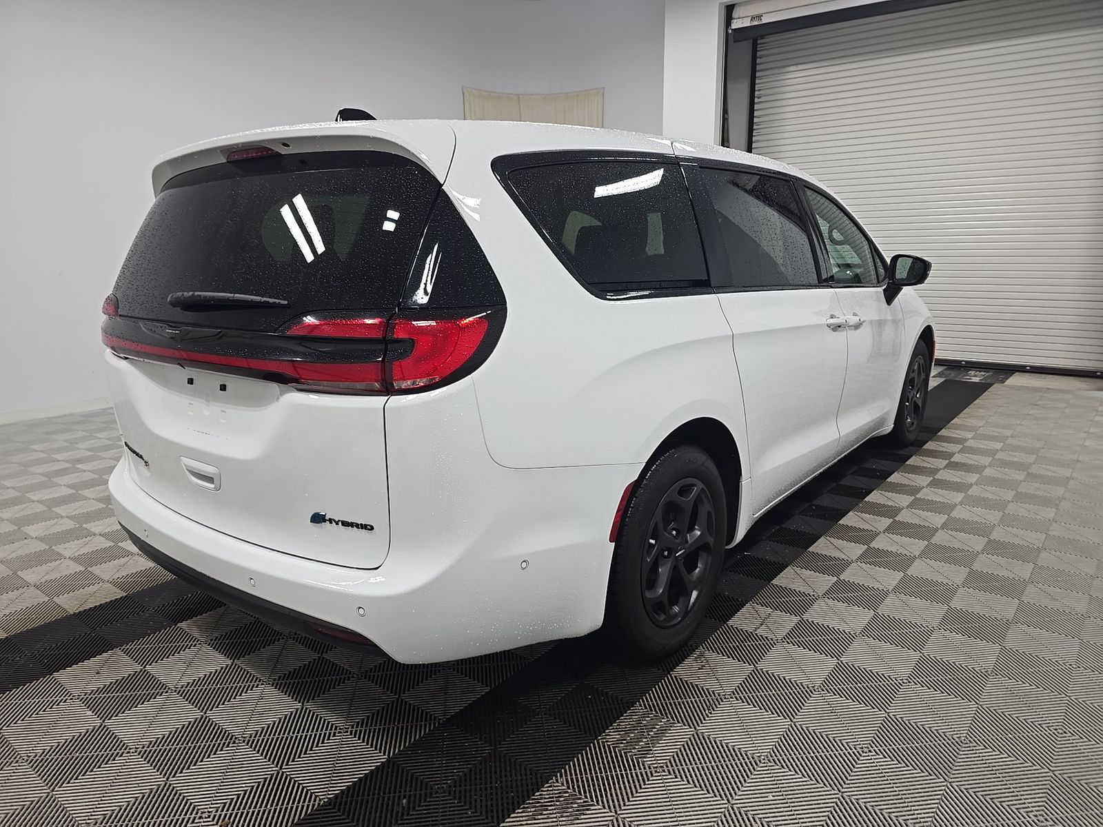 2024 Chrysler Pacifica Hybrid Select S Appearance FWD