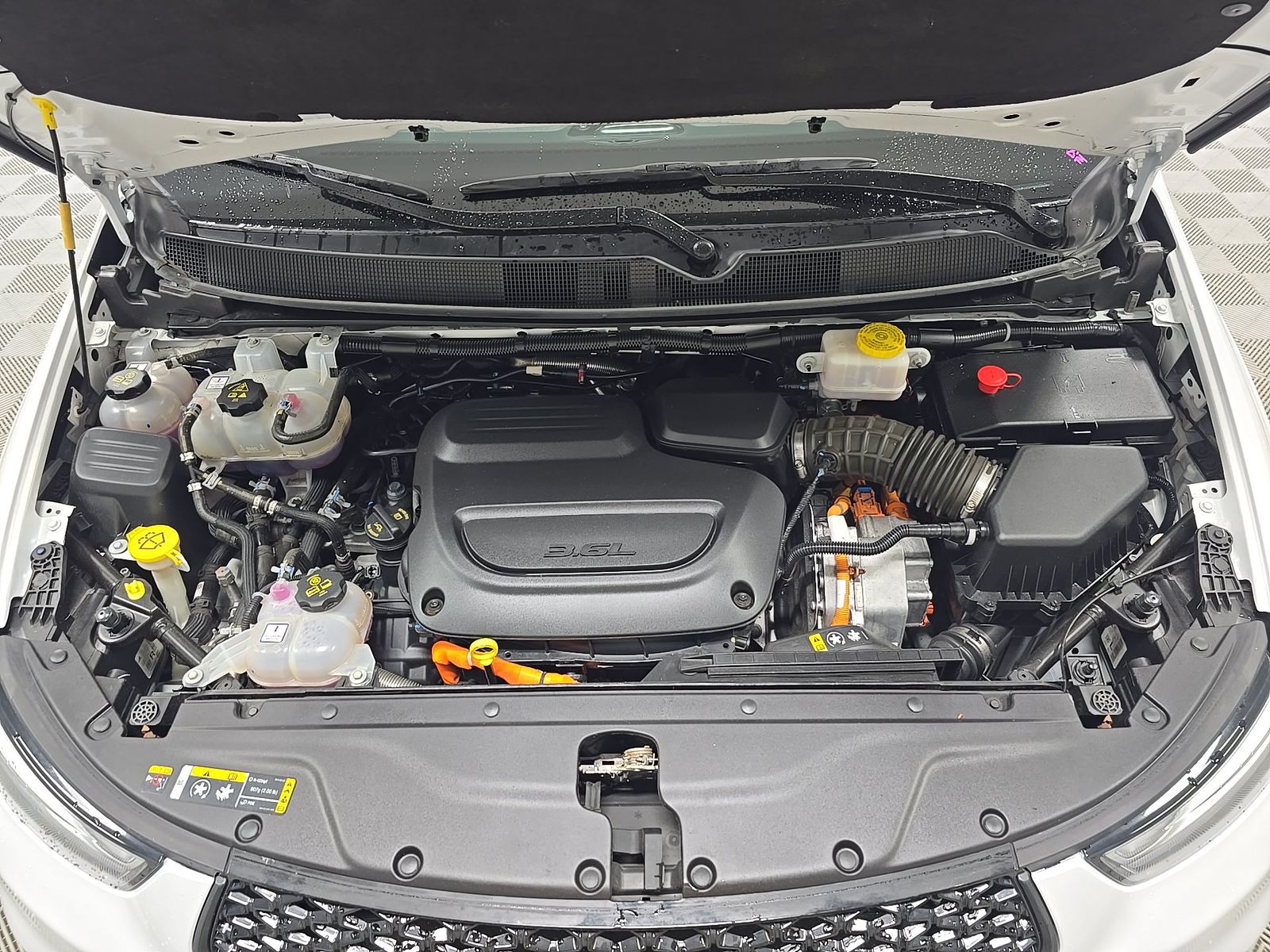 2024 Chrysler Pacifica Hybrid Select S Appearance FWD
