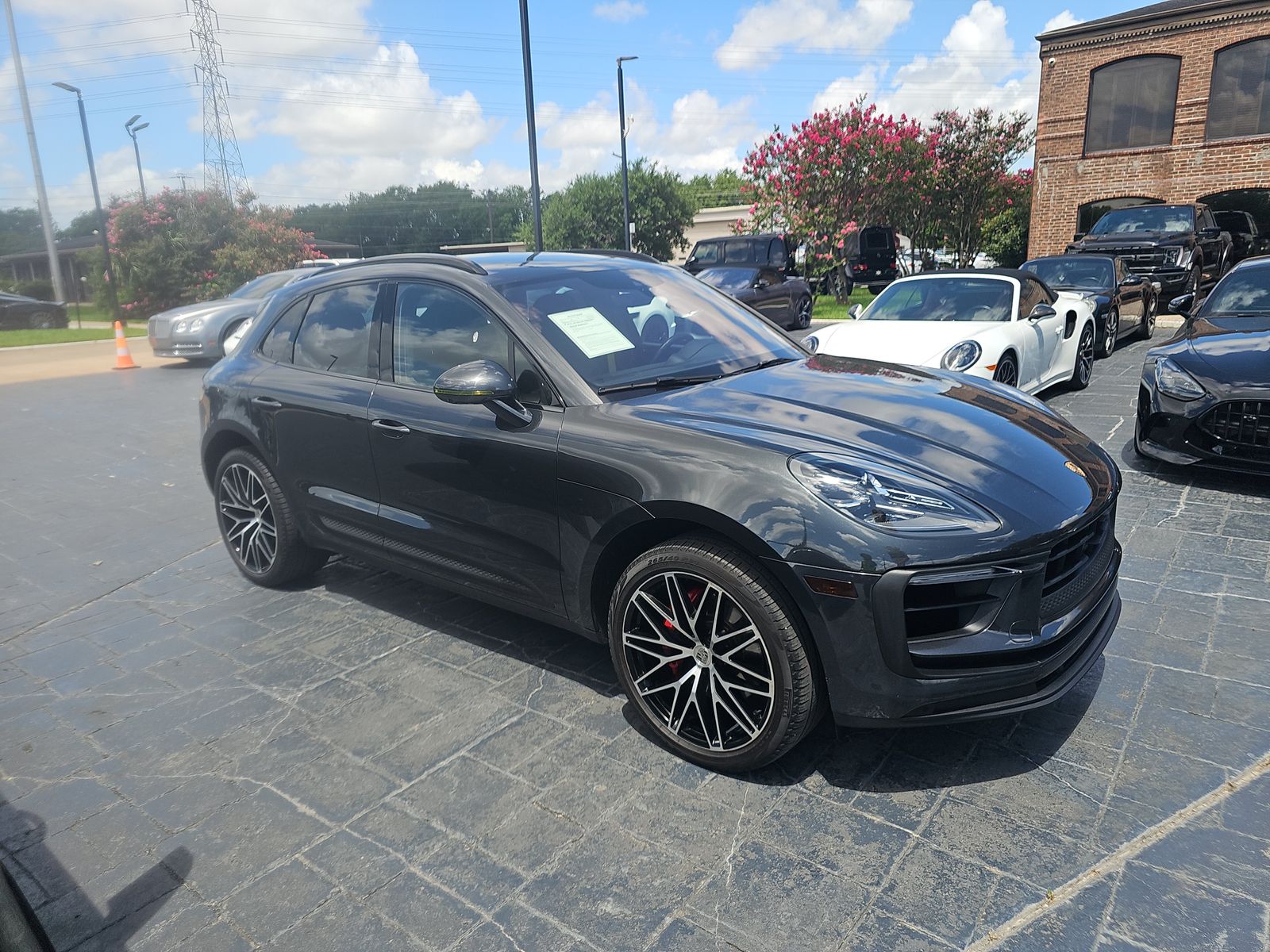 2023 Porsche Macan S AWD
