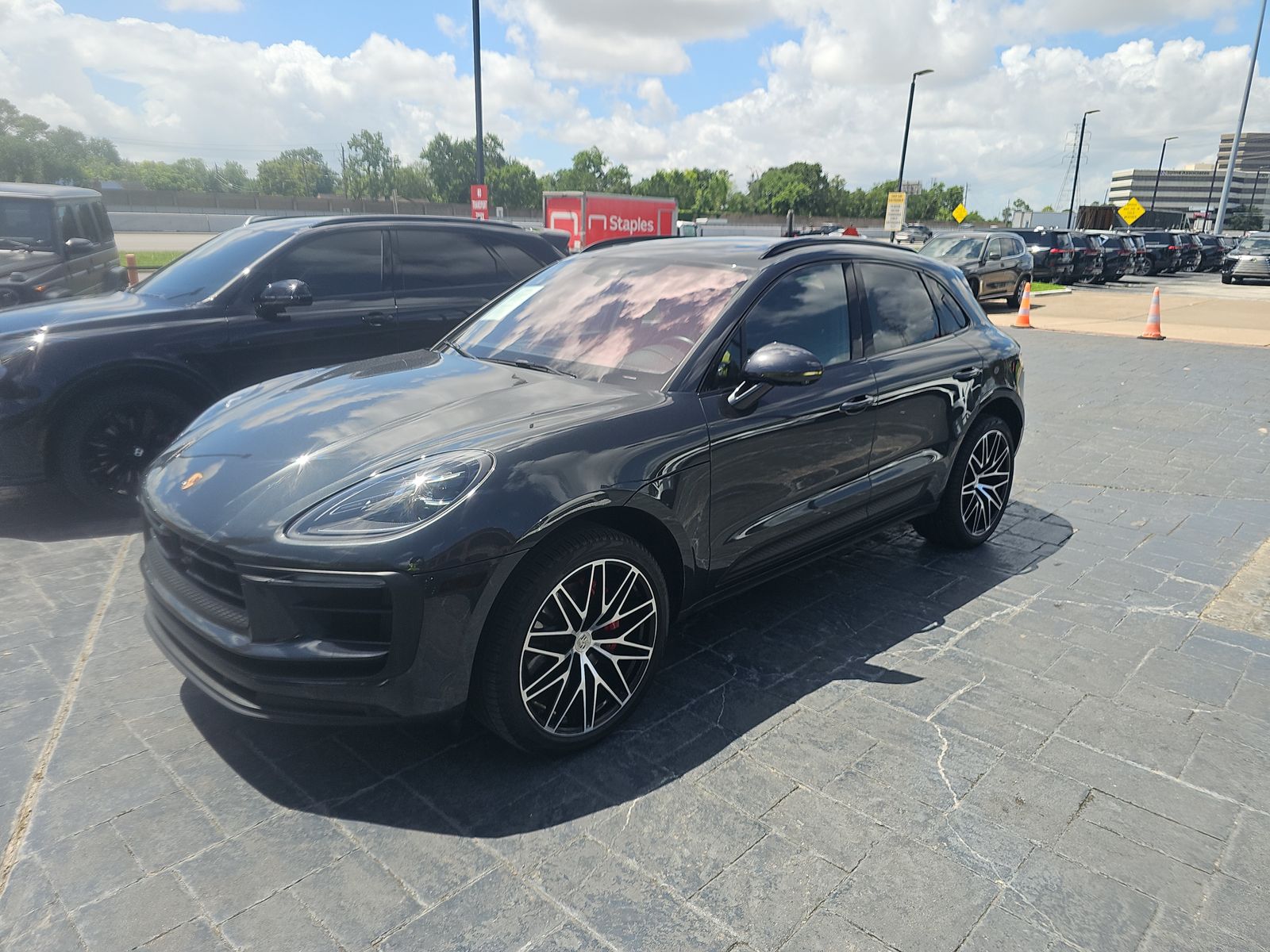 2023 Porsche Macan S AWD