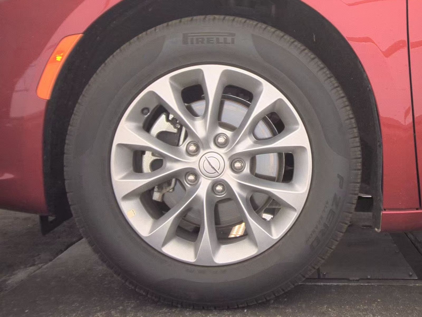 2026 Chrysler Pacifica Limited FWD